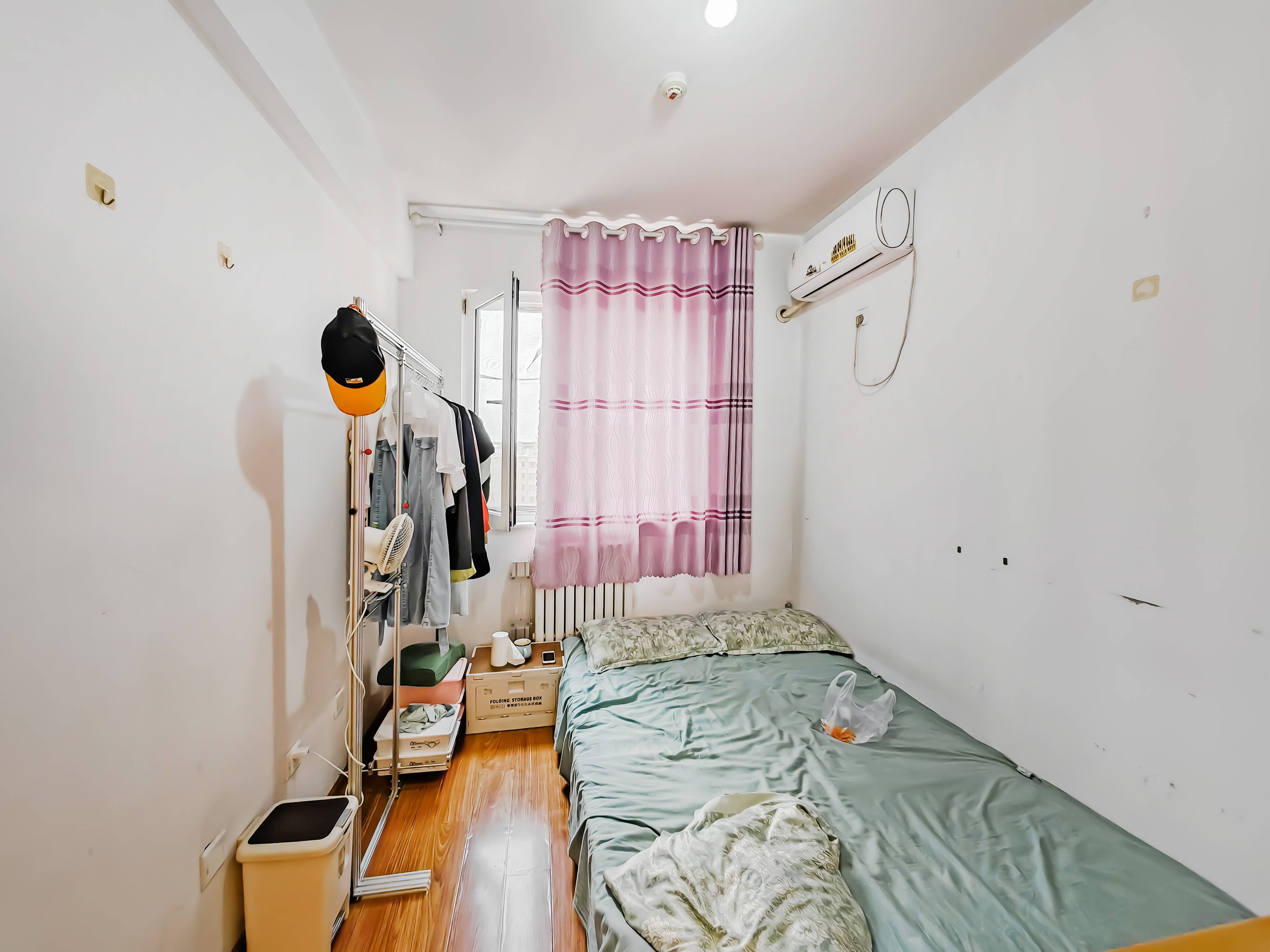 天鸿万象新天万卷府