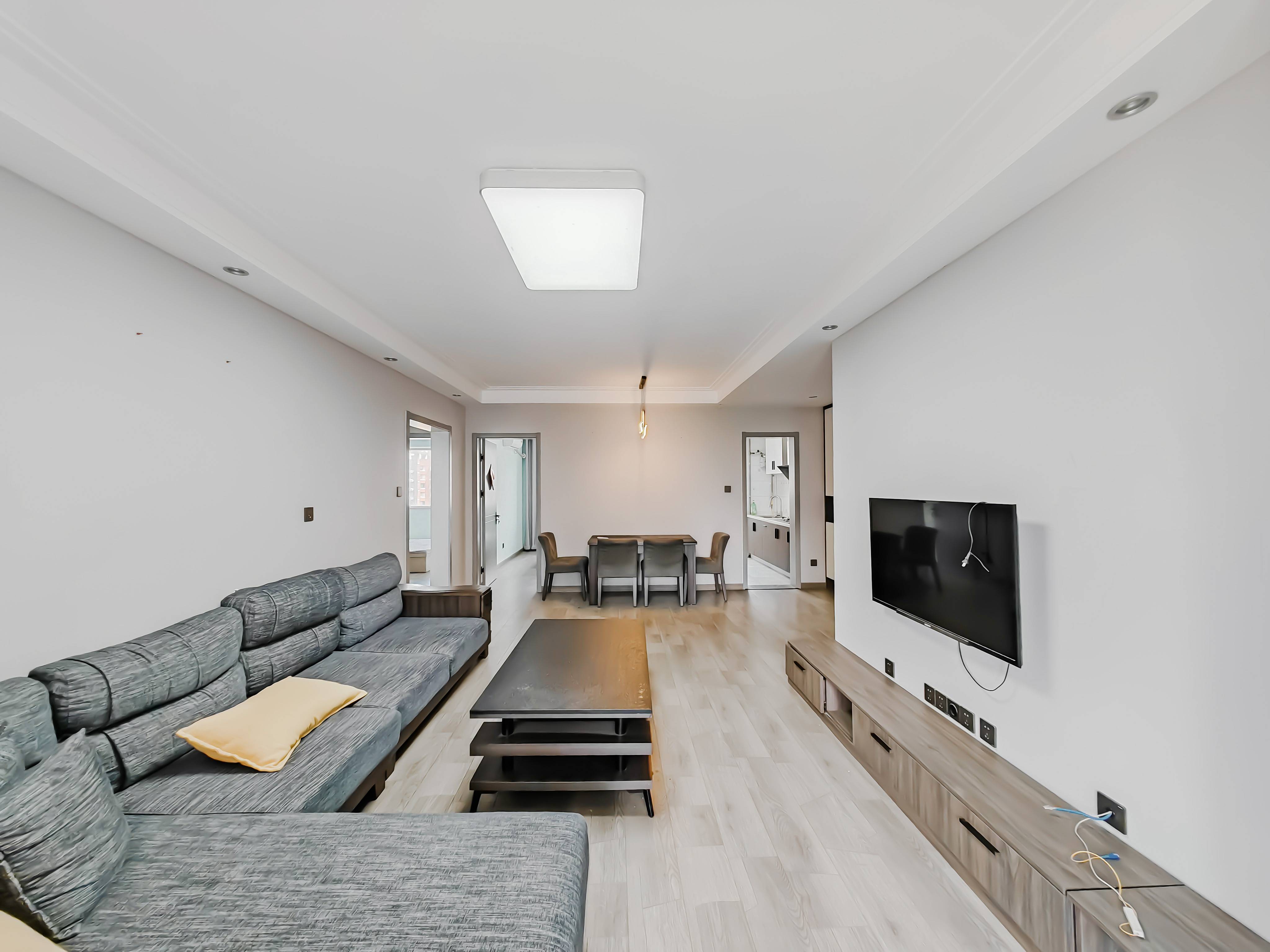 天鸿万象新天四区