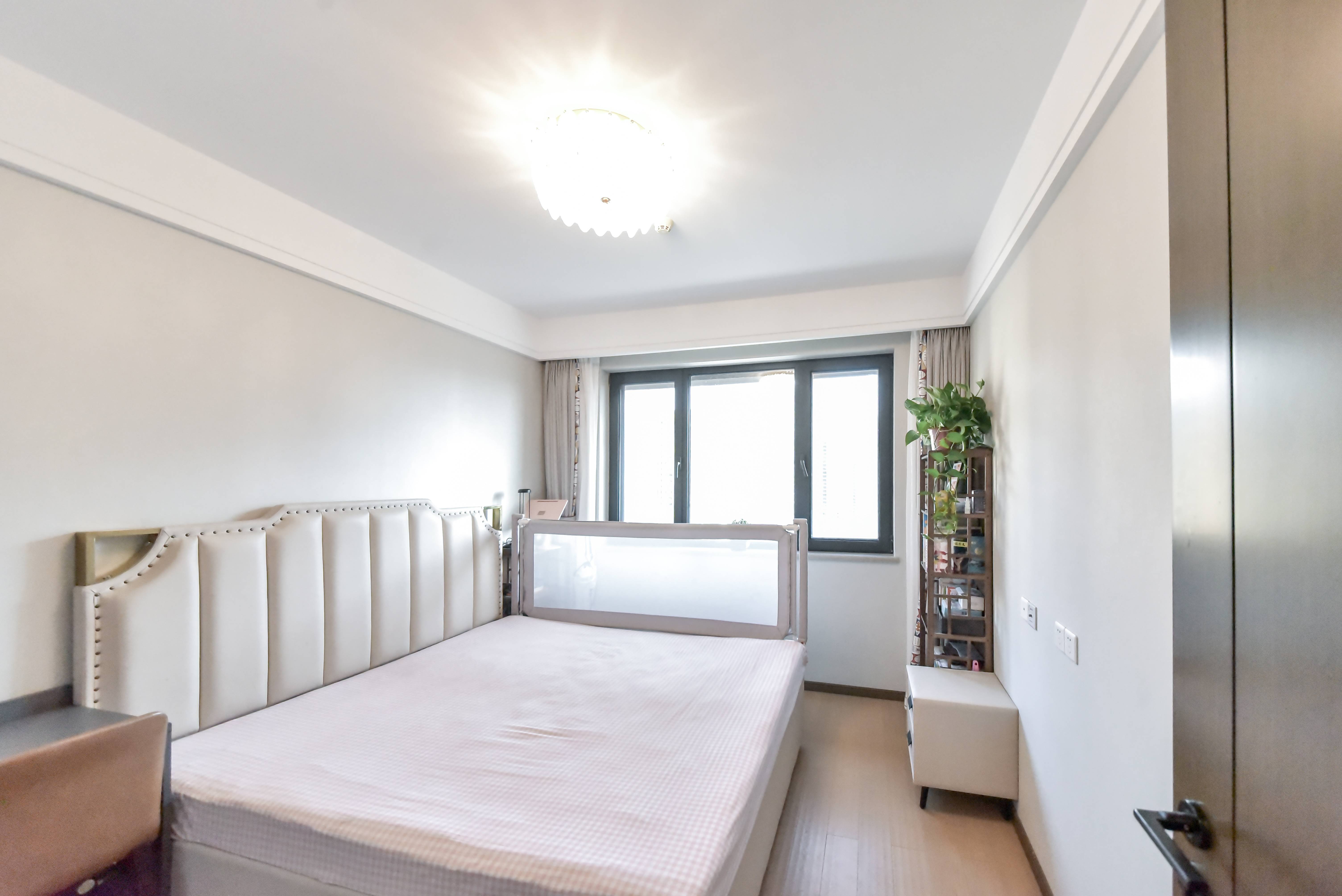 融创文旅城鹊华居