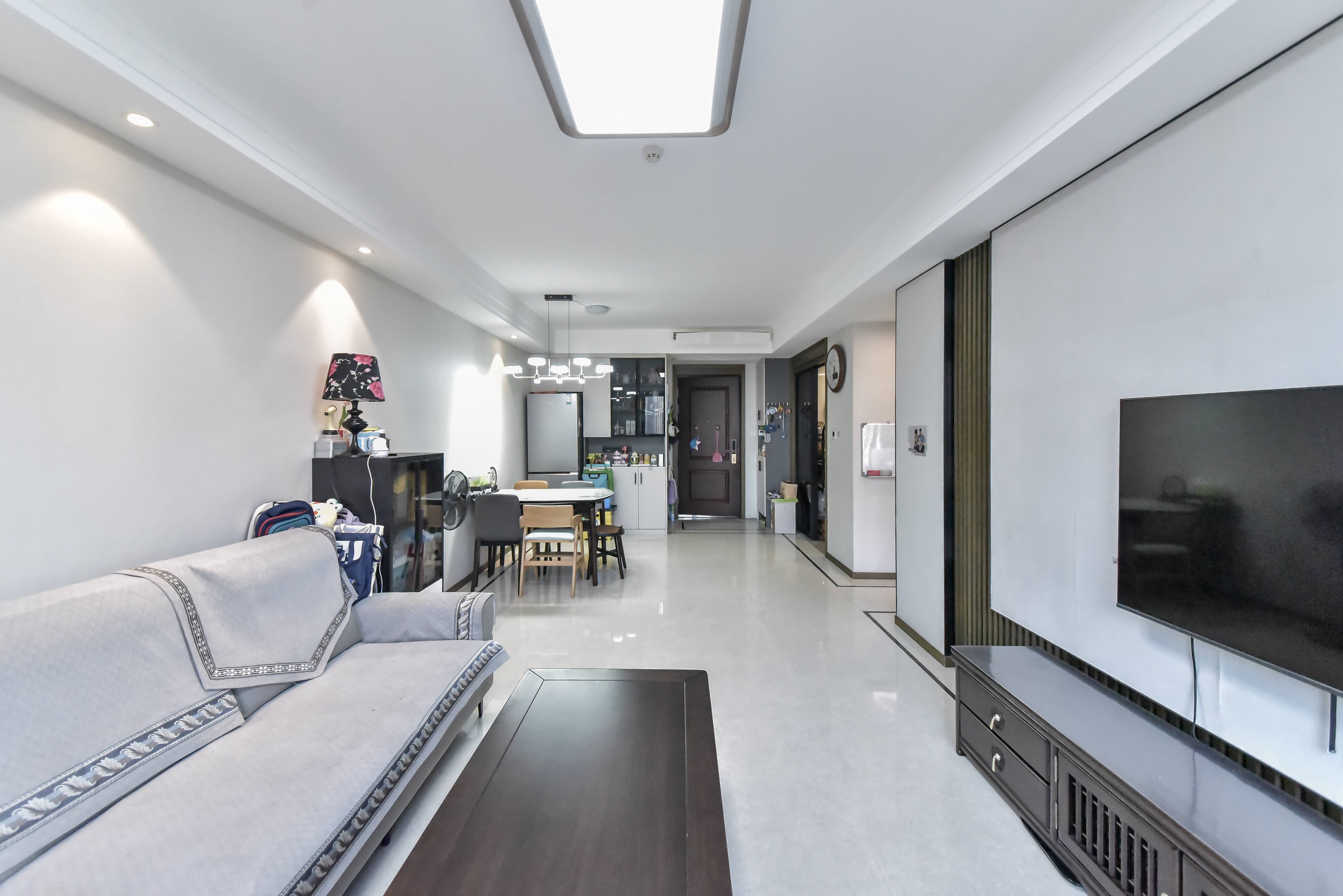 融创文旅城鹊华居