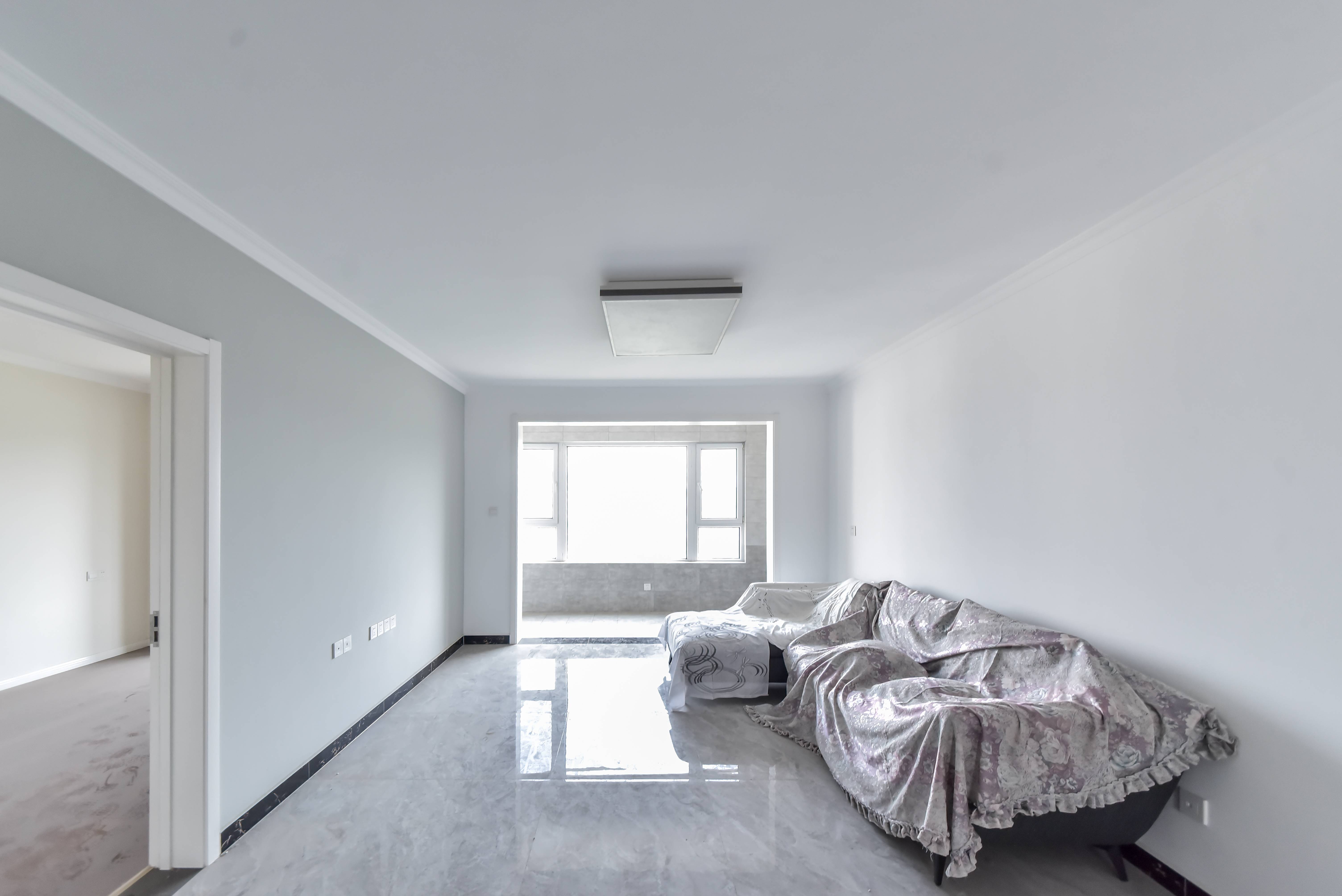  龙湖春江郦城 南北