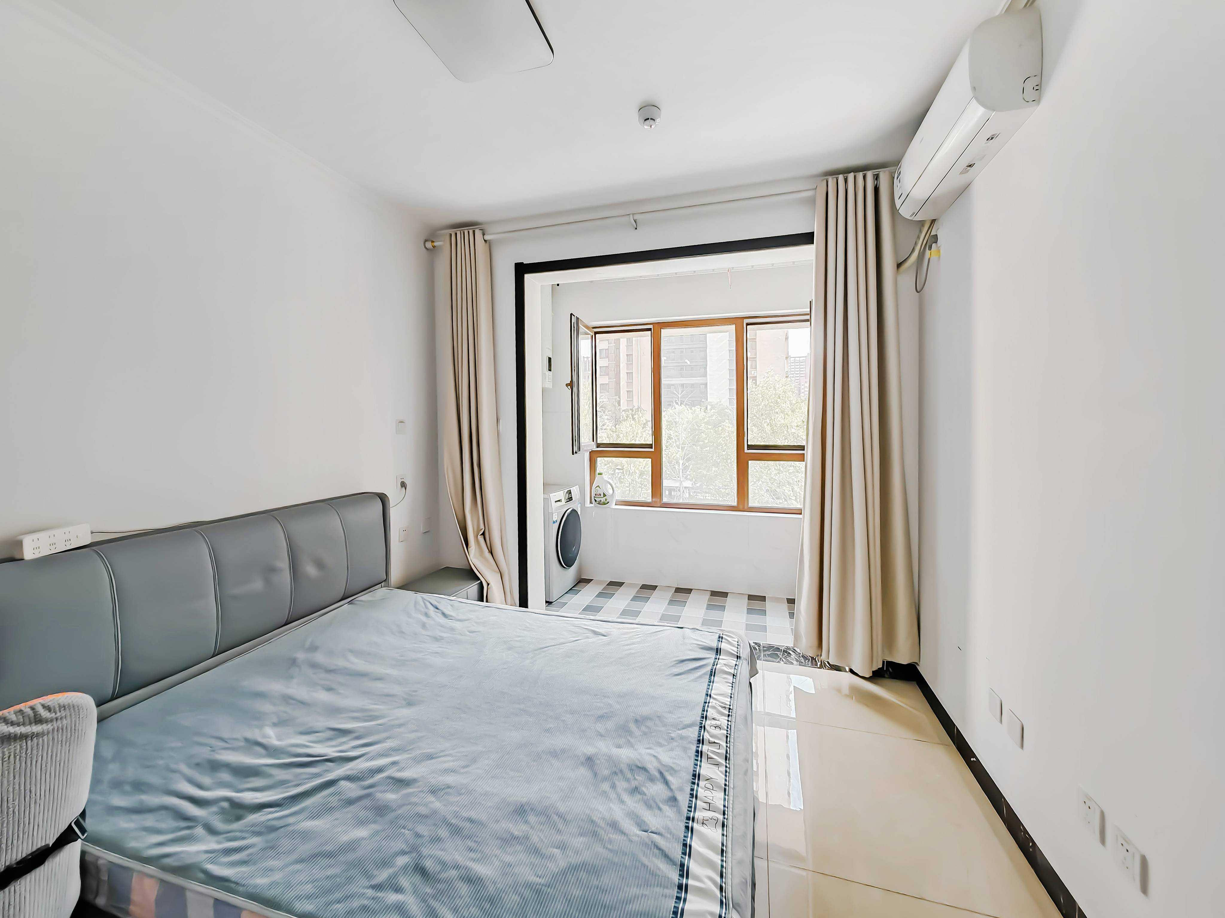 天鸿万象新天公园大道