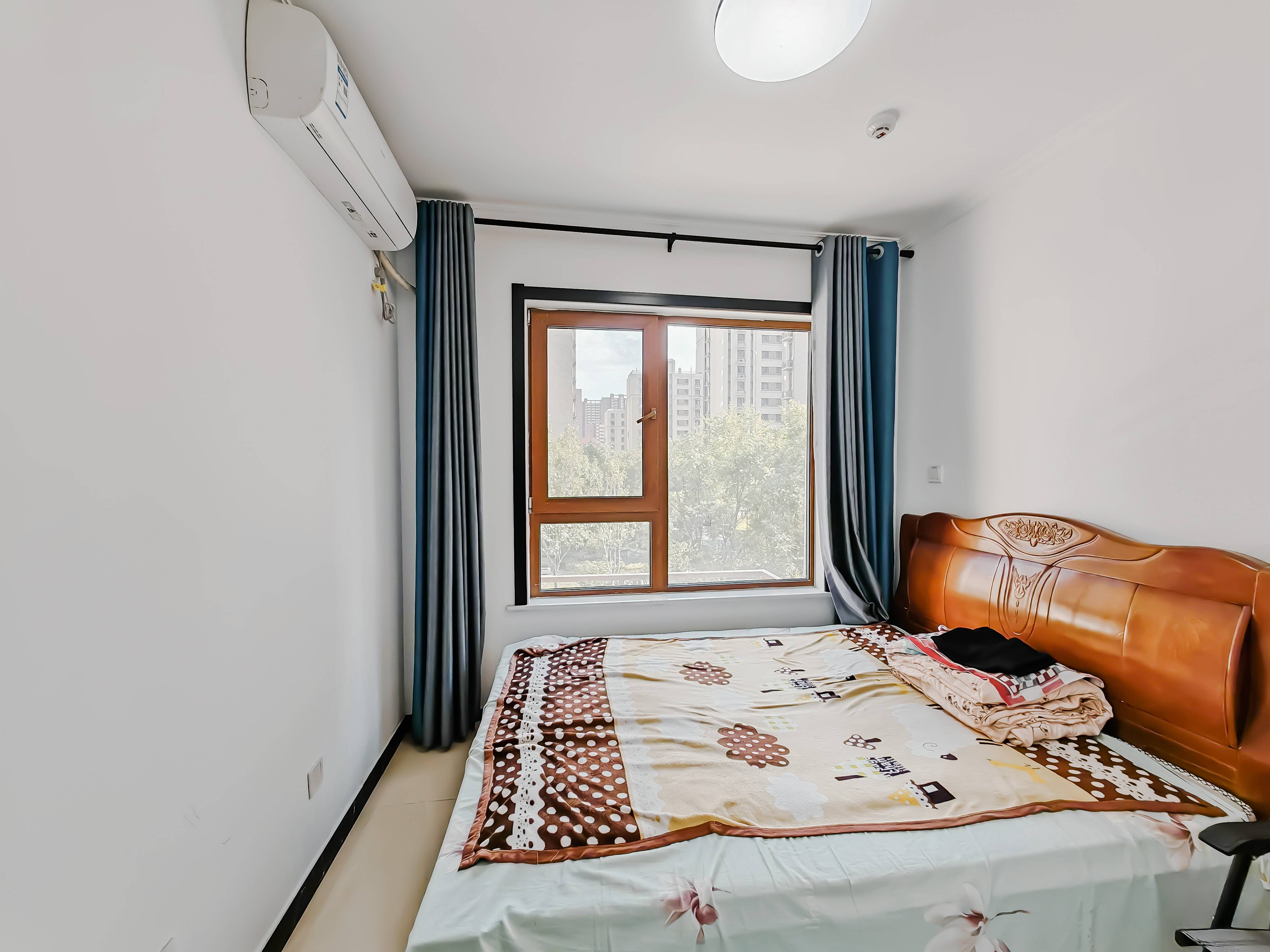 天鸿万象新天公园大道