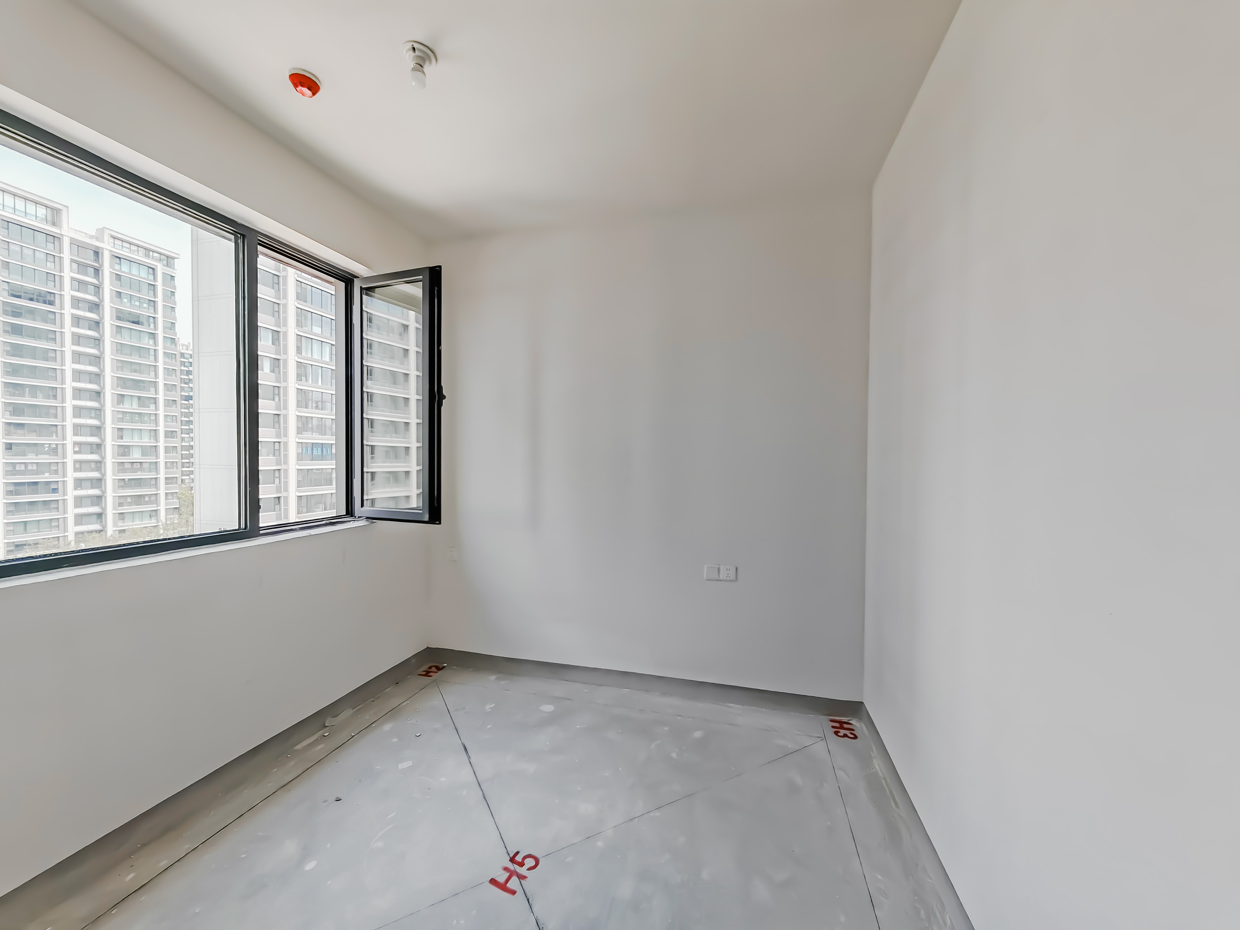 中建蔚蓝之城山茶园