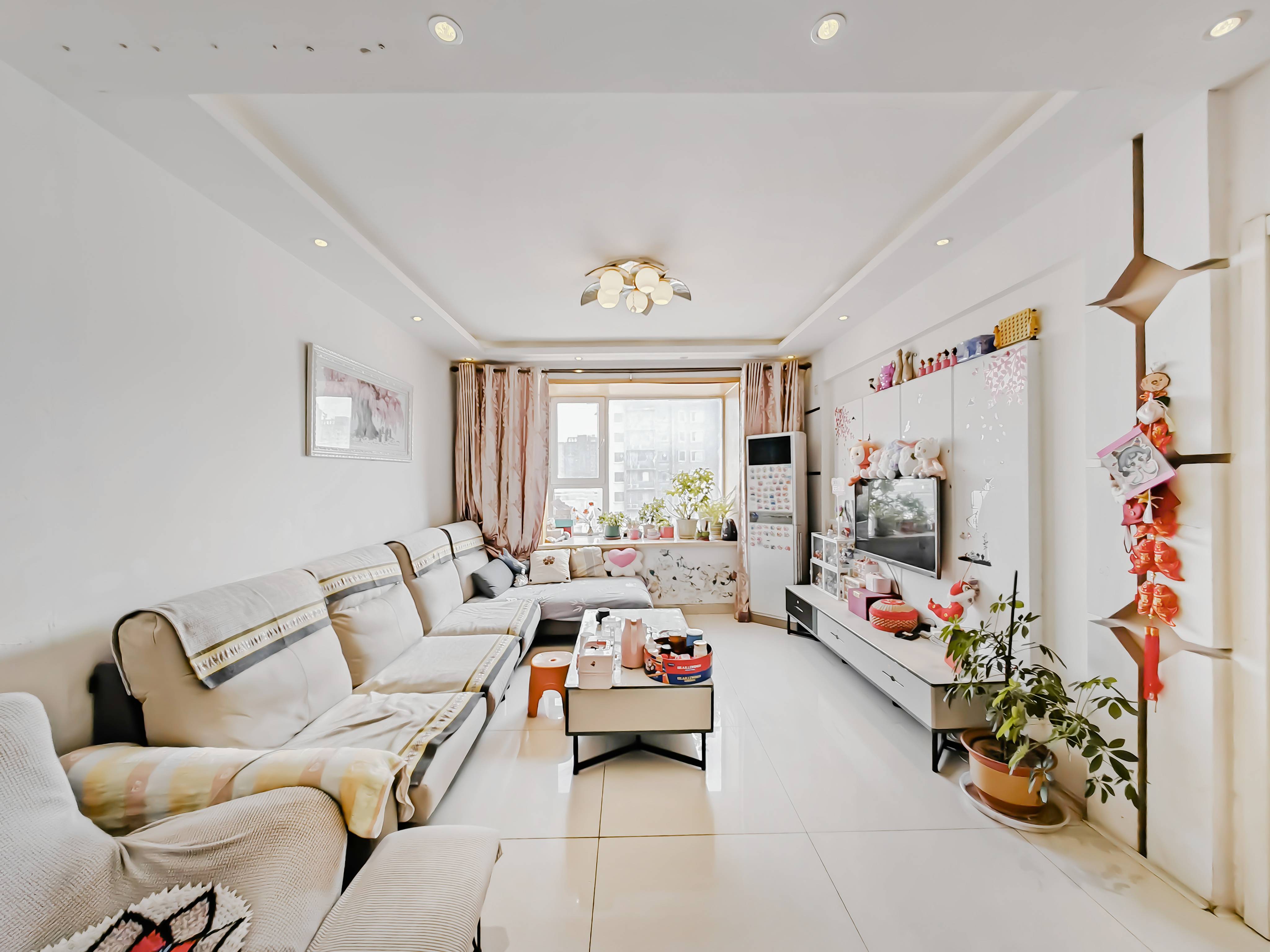 天鸿万象新天三区