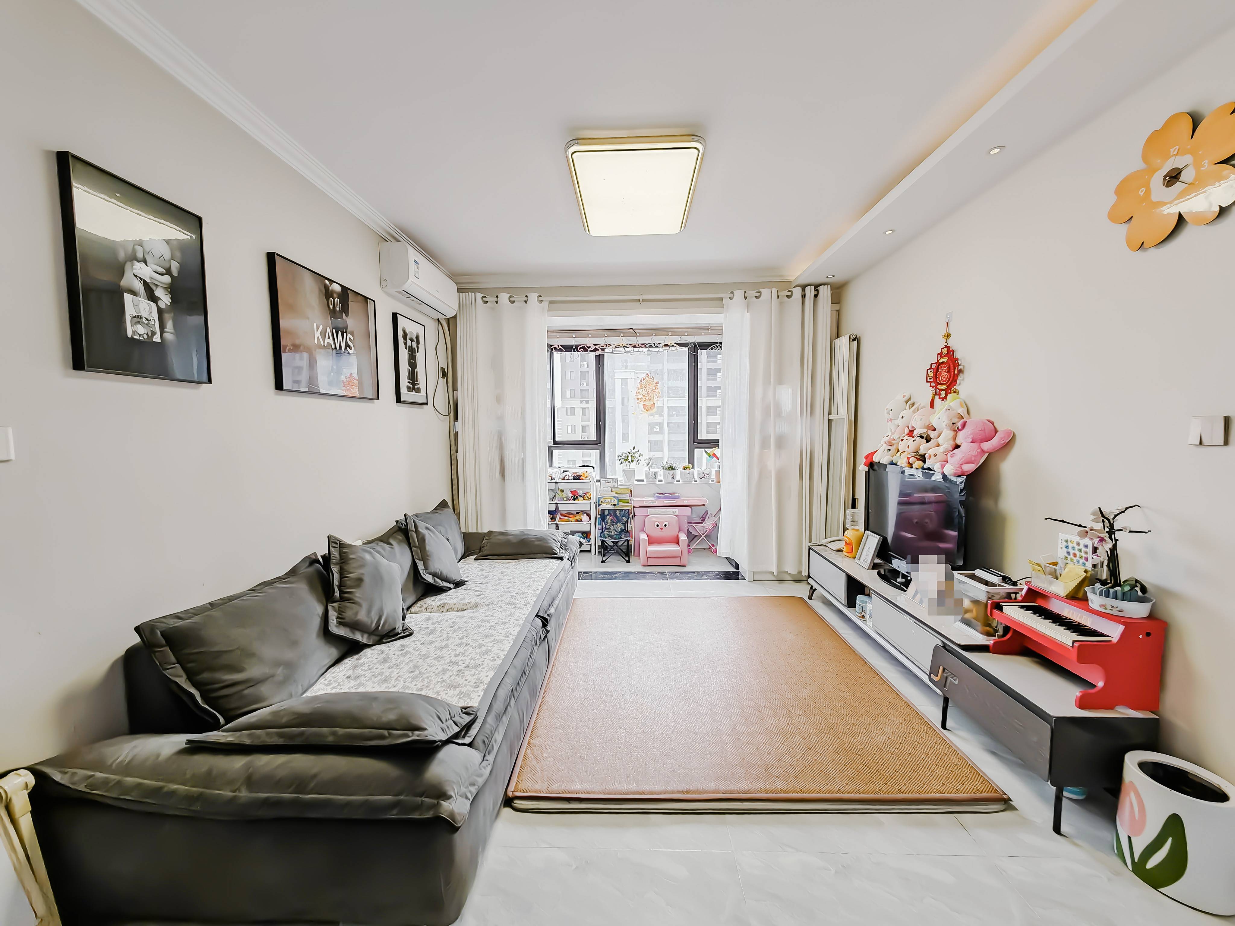  中海御山首府 南