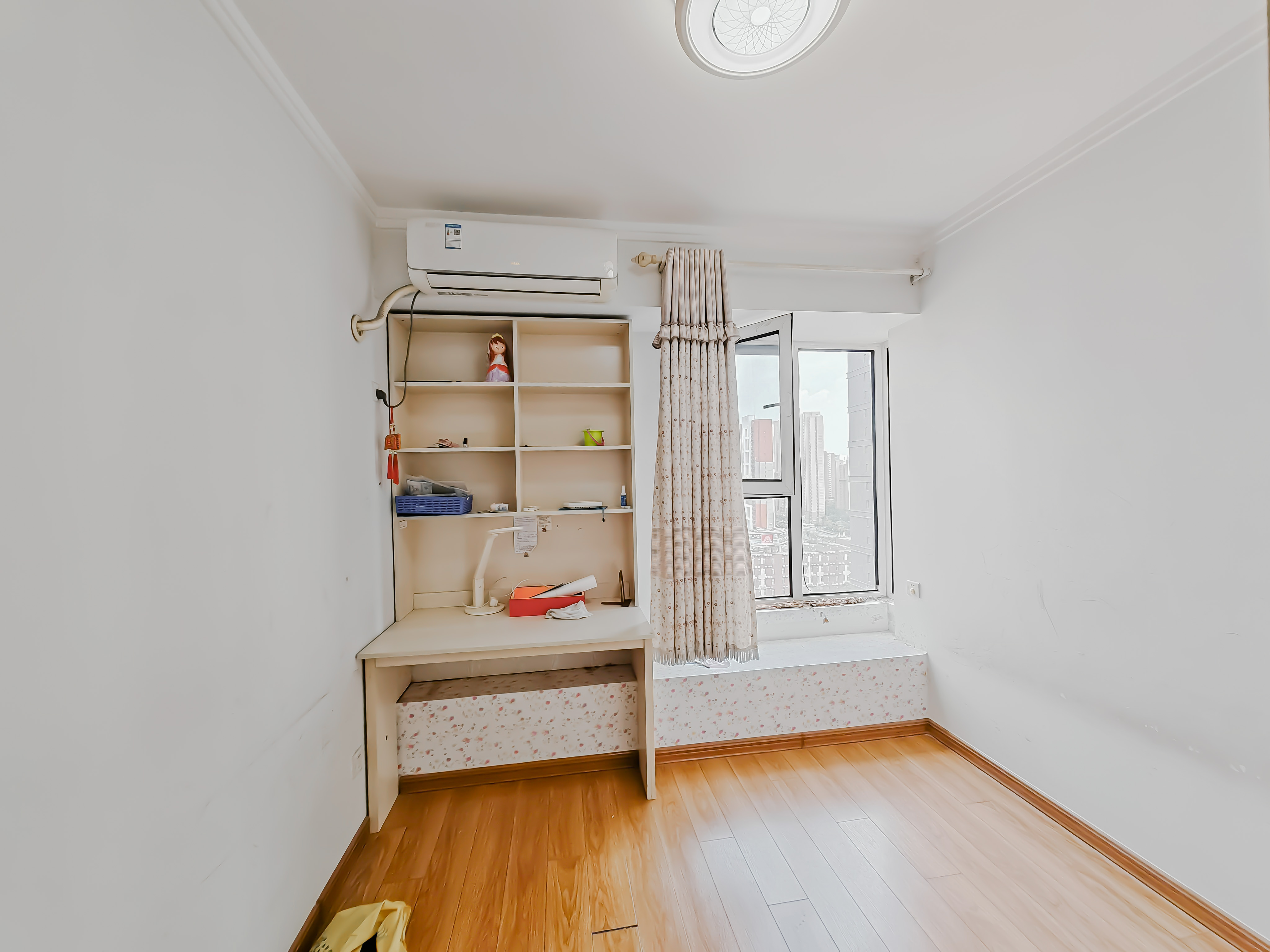 天鸿万象新天理想郡