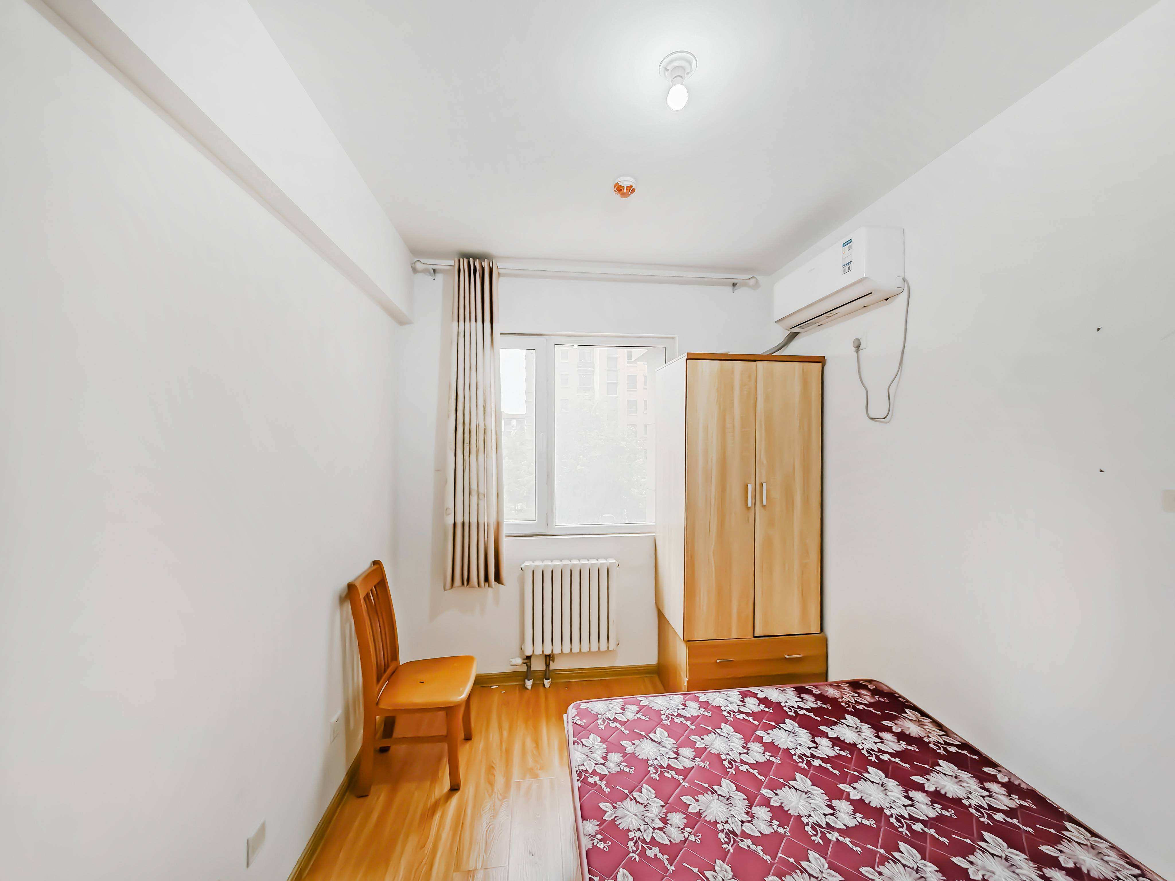 天鸿万象新天万卷府