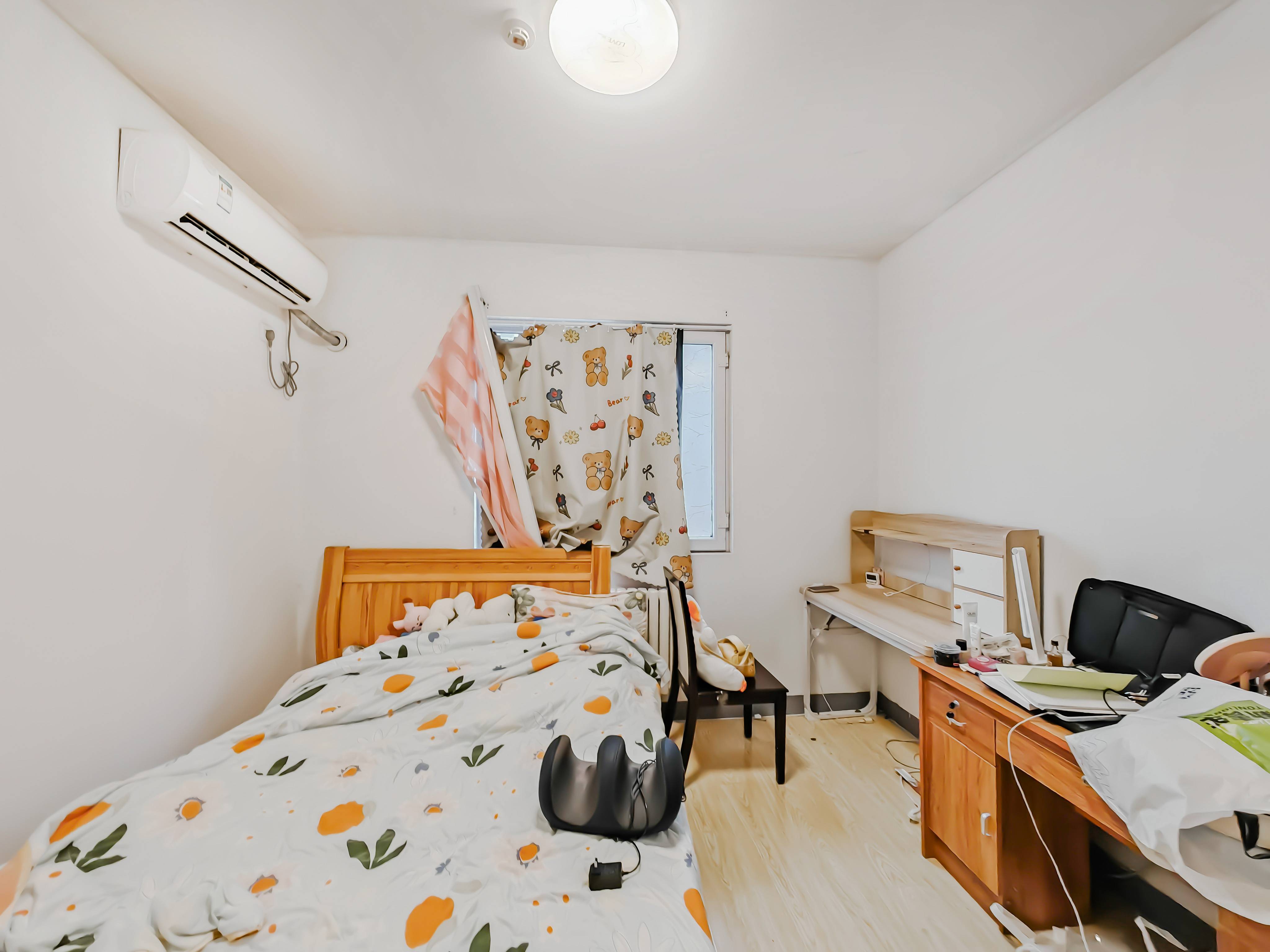 天鸿万象新天万卷府