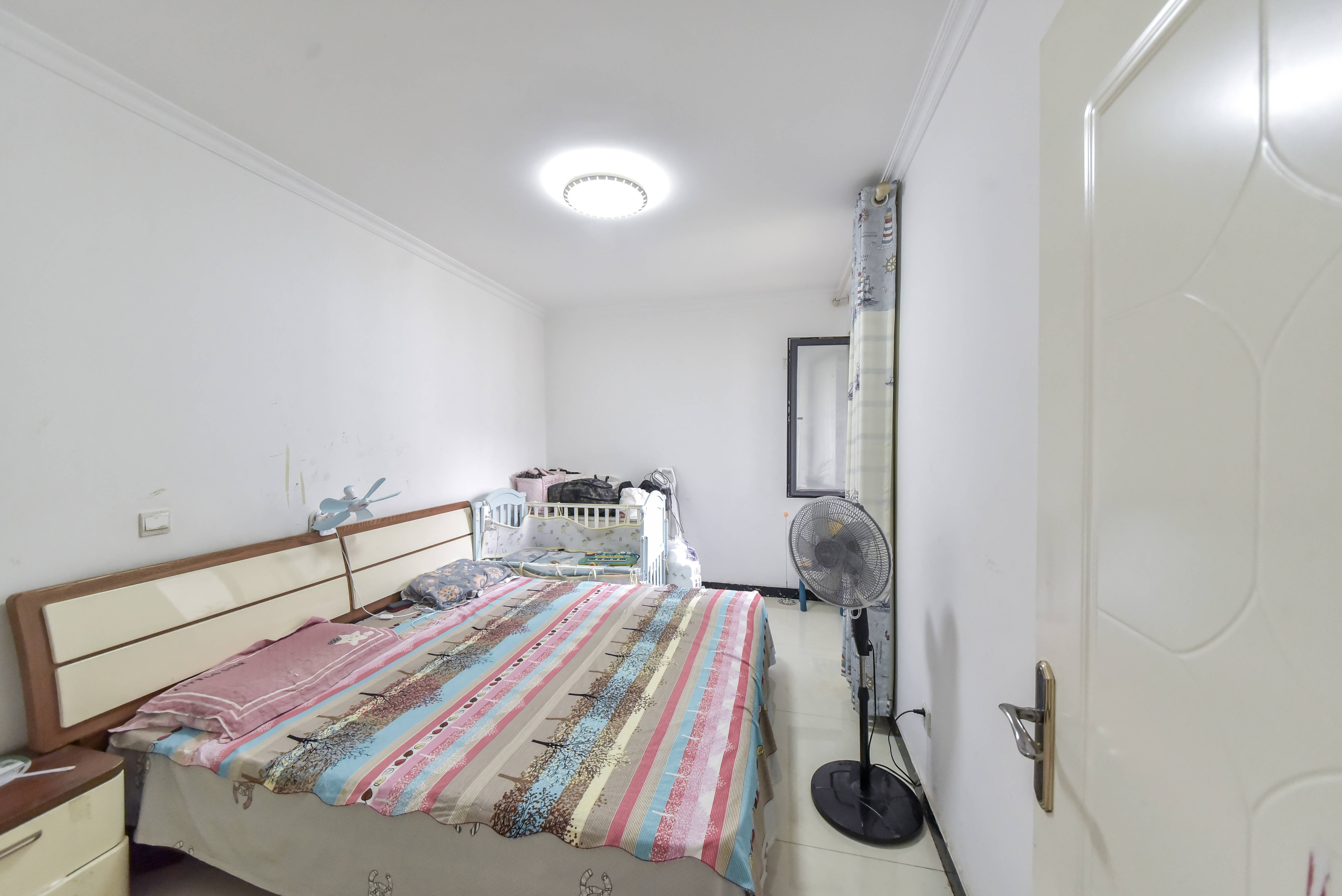 银丰唐郡荷花园