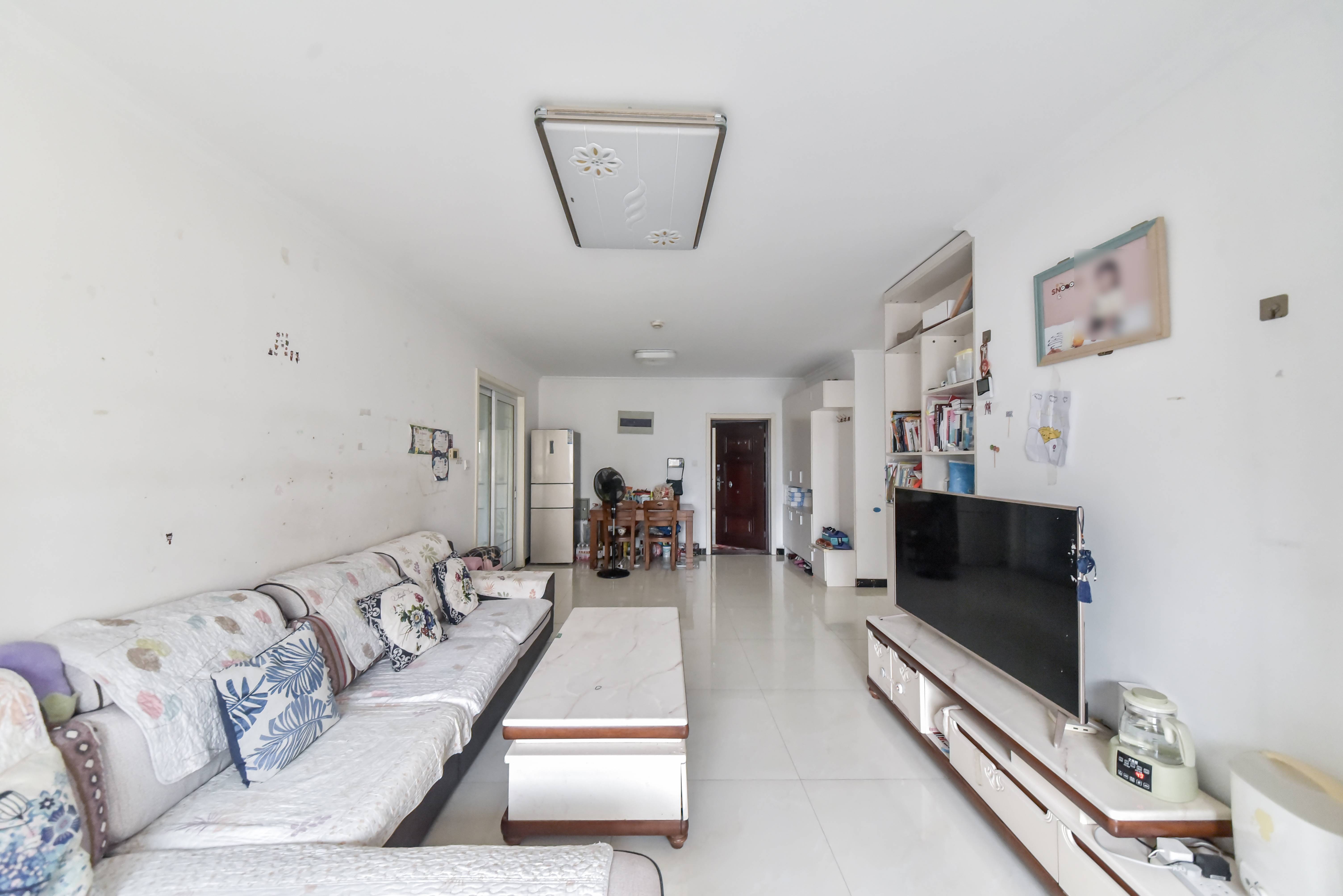  银丰唐郡荷花园 南北