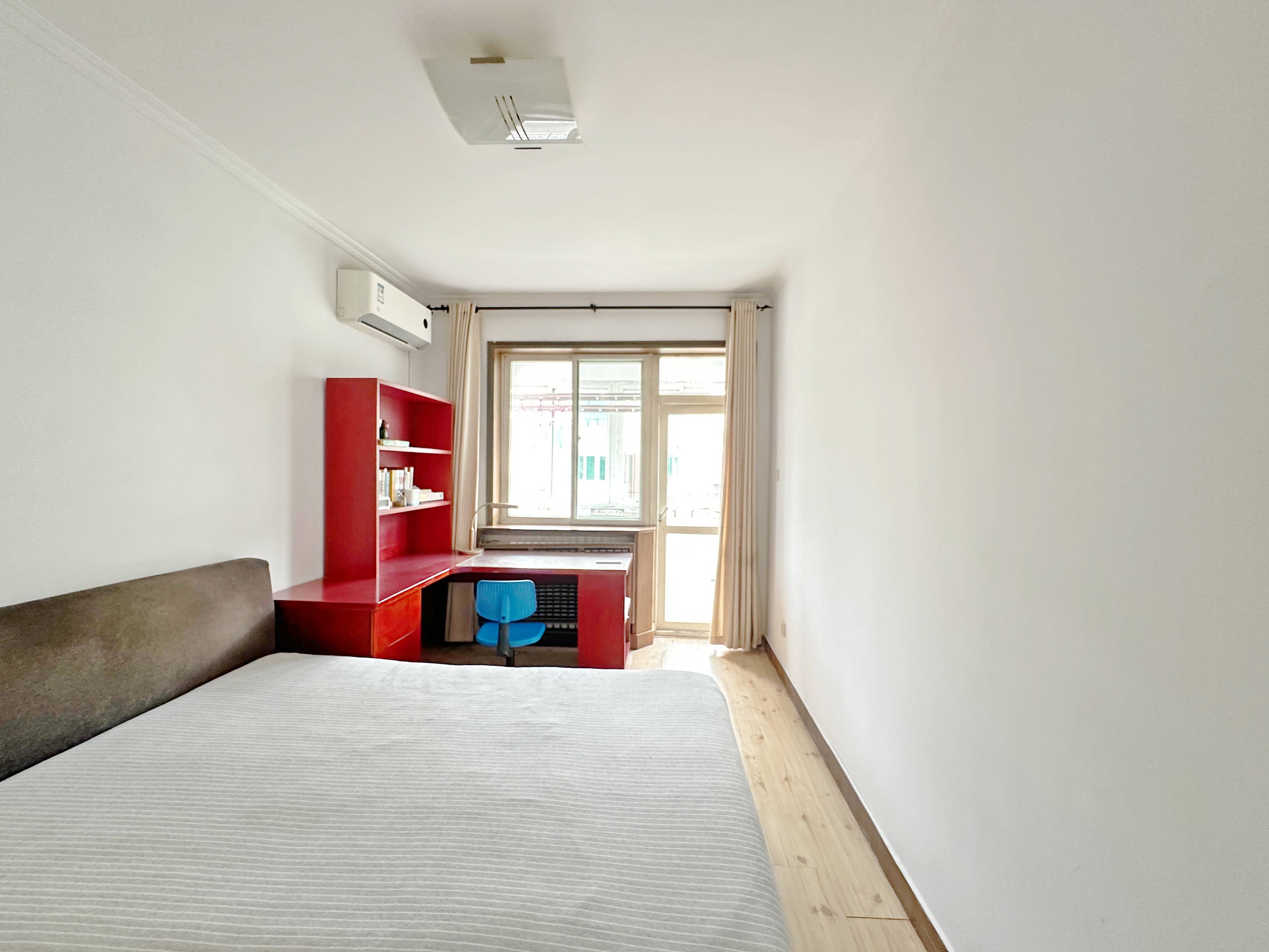 卧龙花园龙和苑