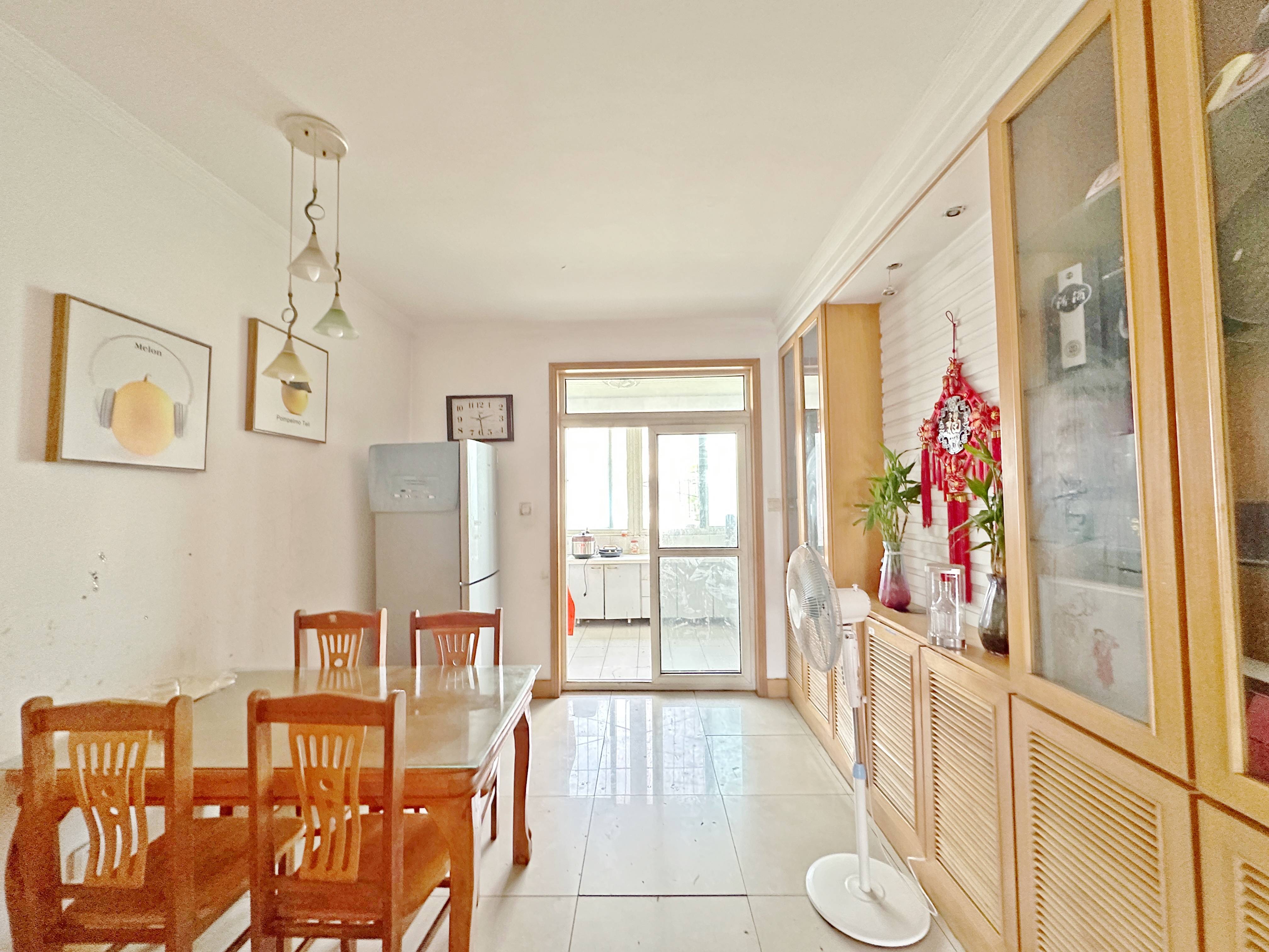 卧龙花园龙和苑