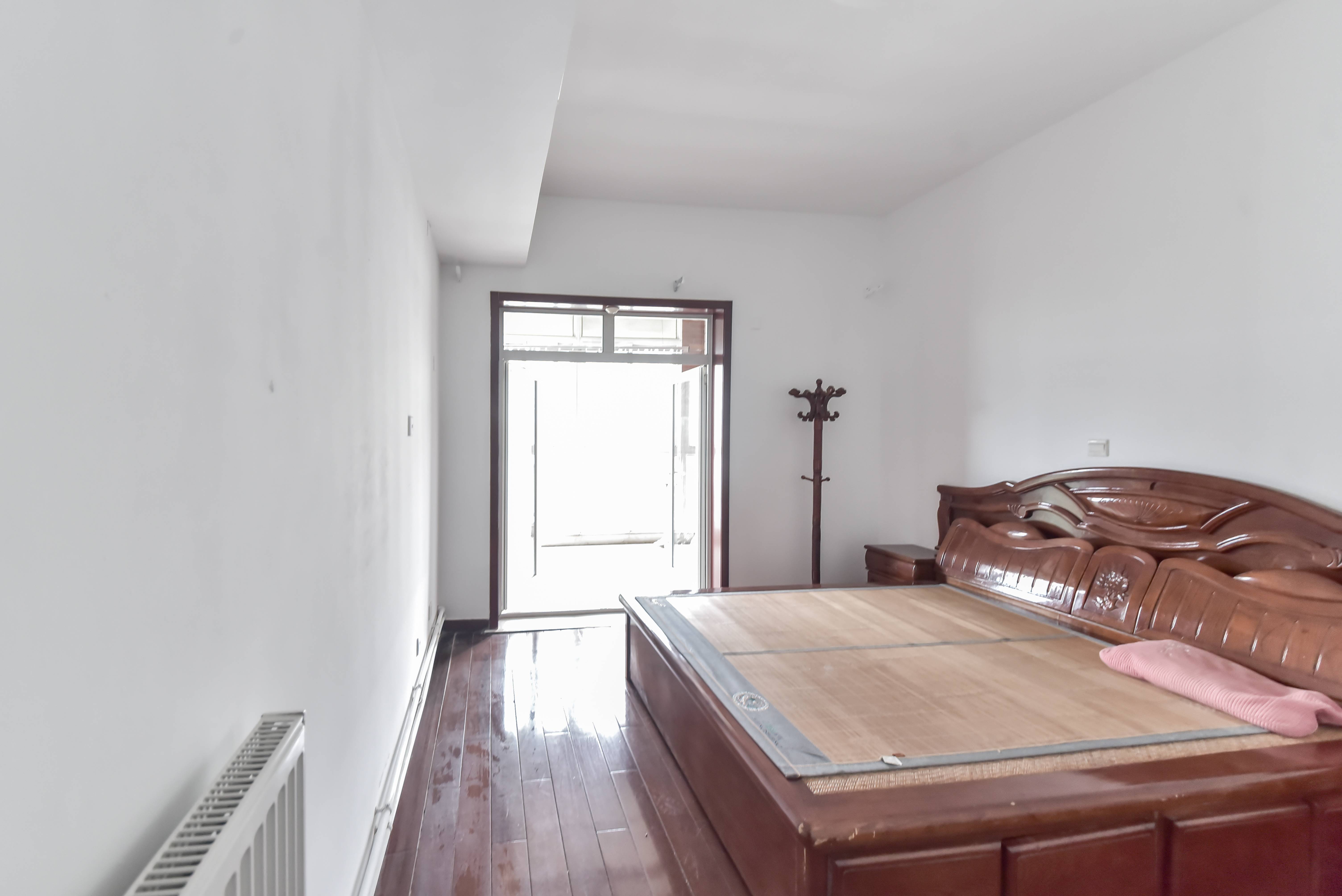 鲁信蟠龙山花园