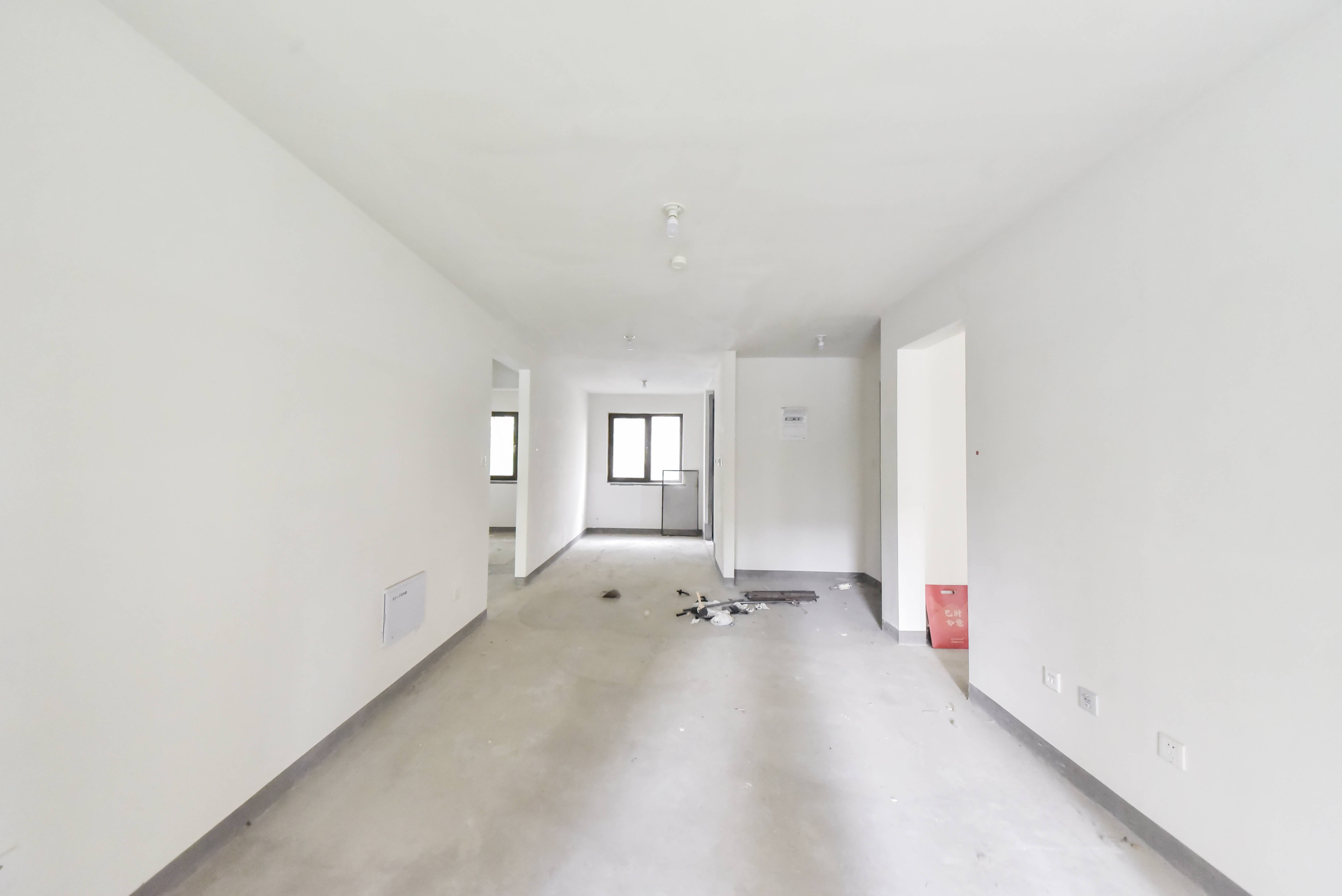  龙湖龙誉城 南北