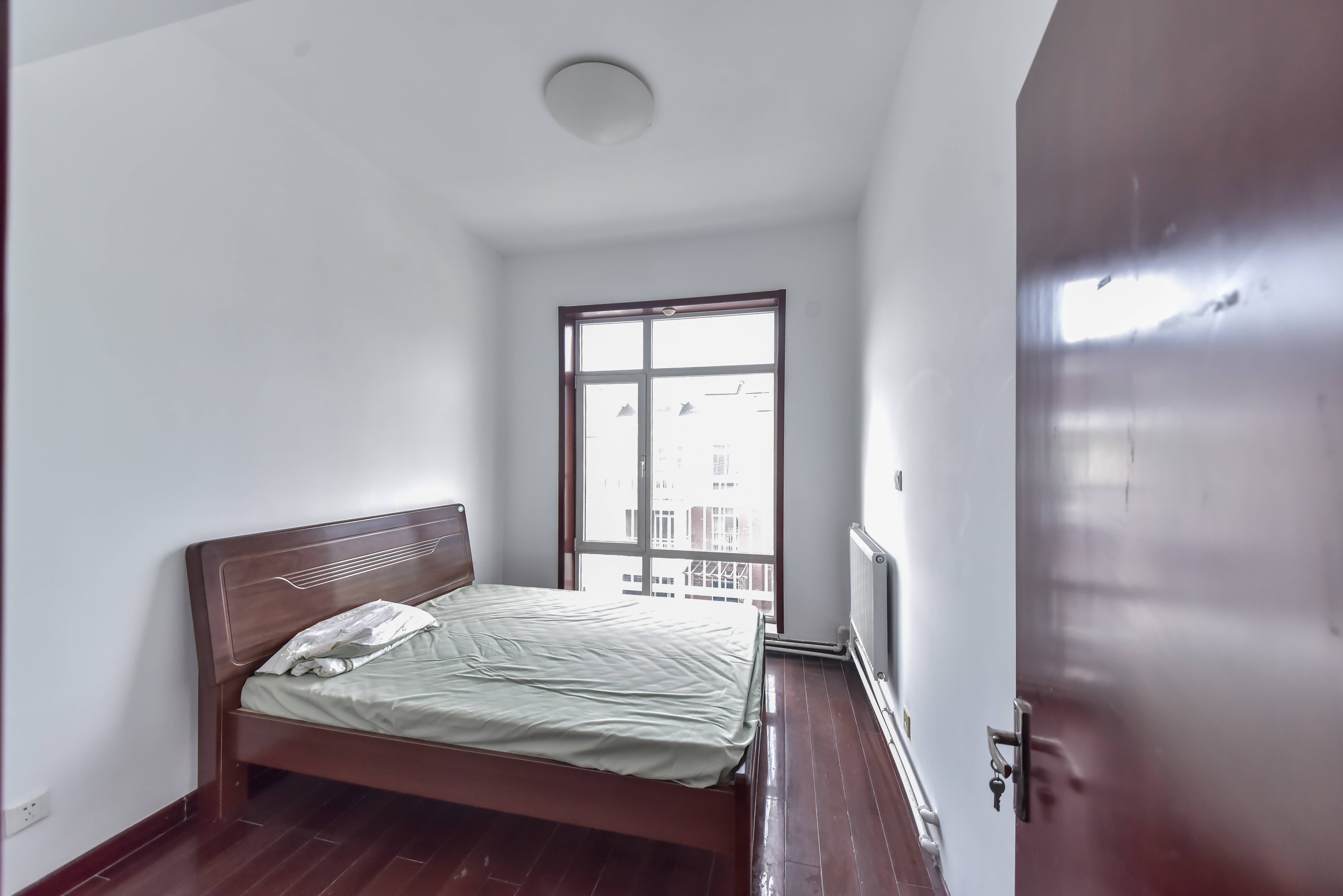 鲁信蟠龙山花园