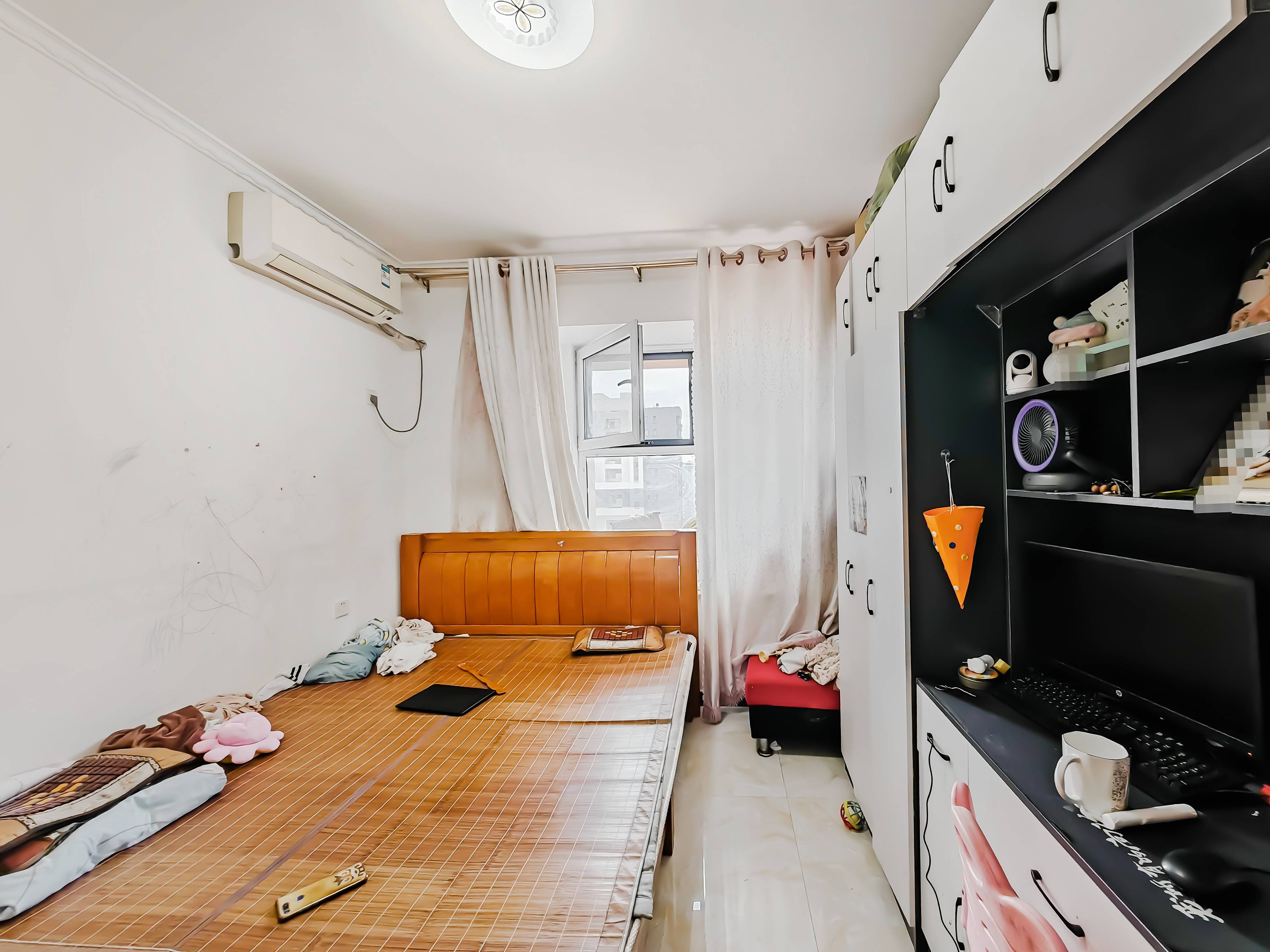 天鸿万象新天哈佛郡