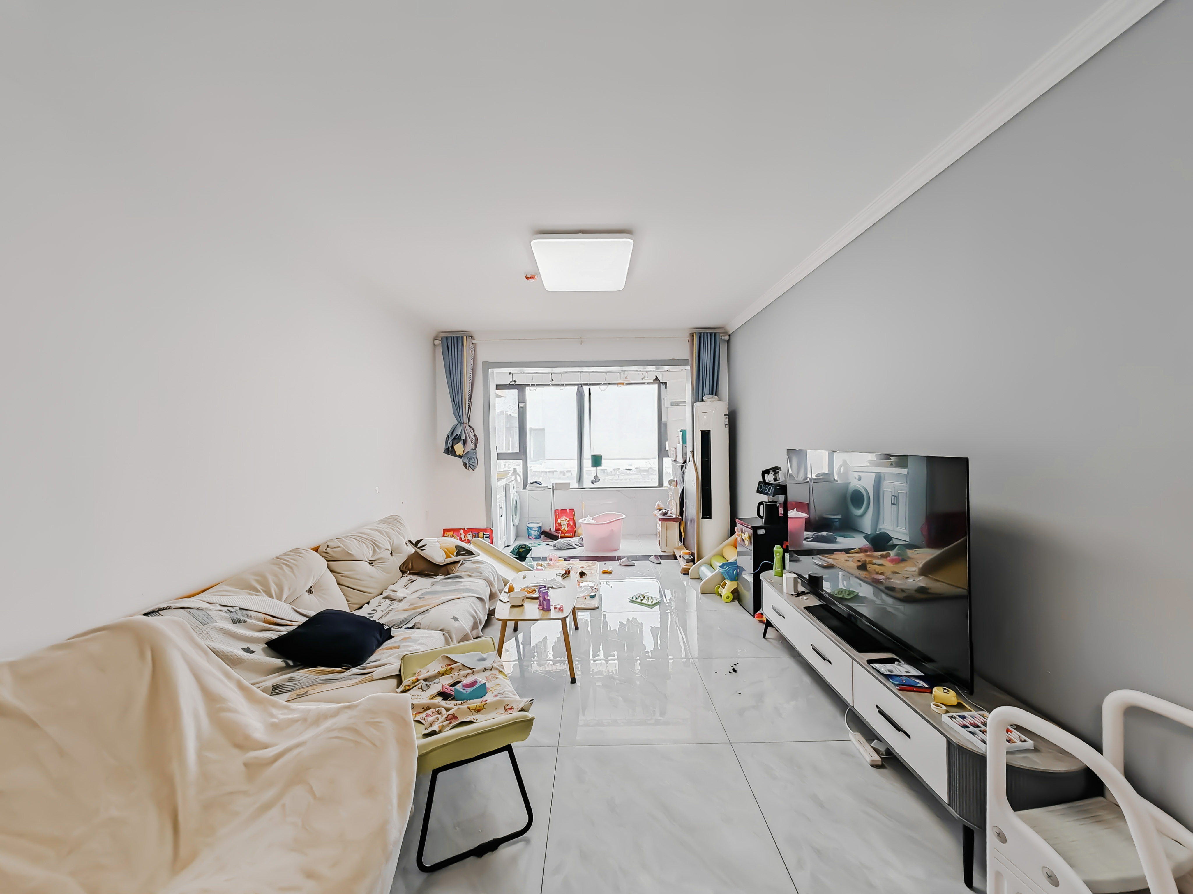  新城香溢华庭 南北