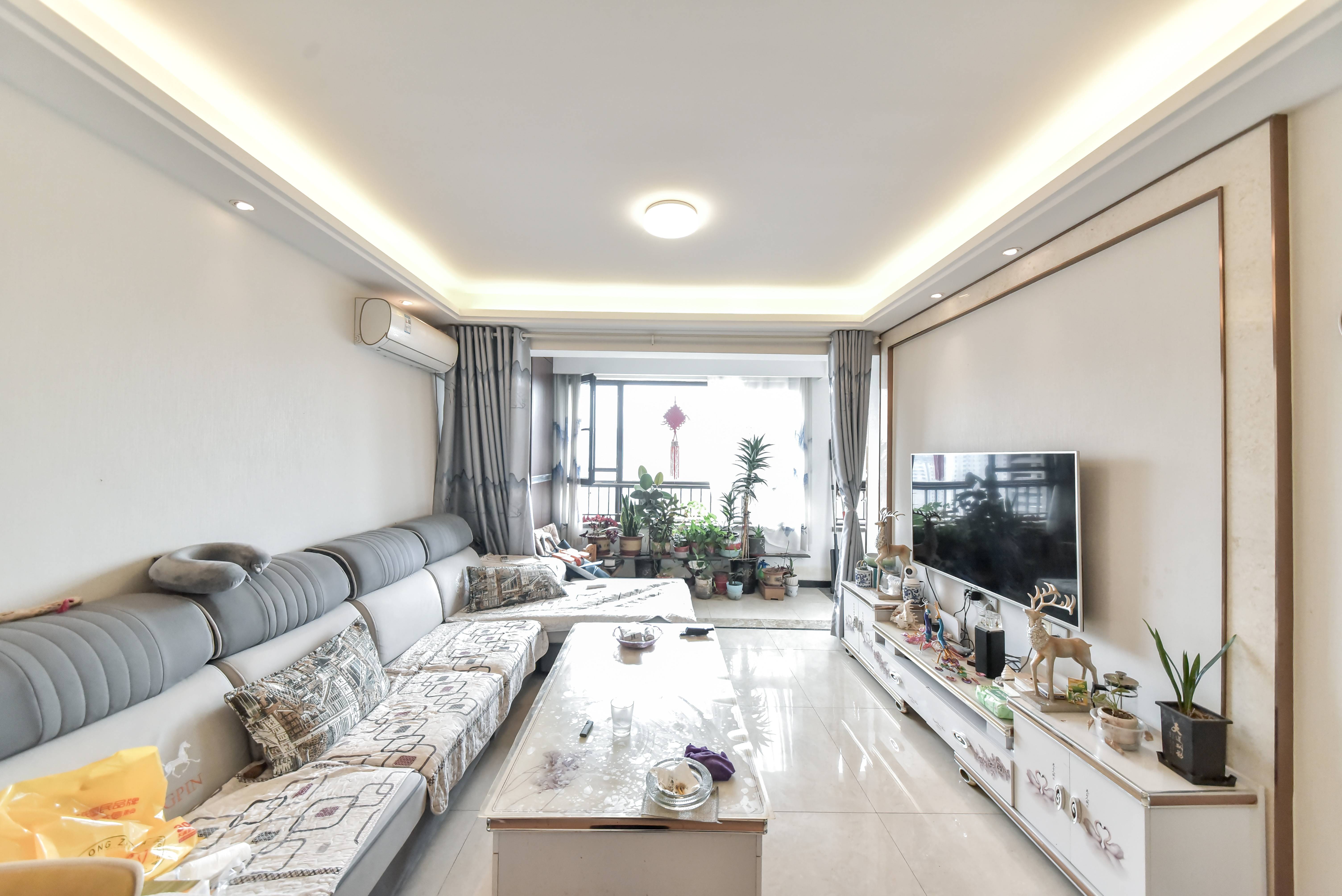  旭辉银盛泰金域蓝山 南