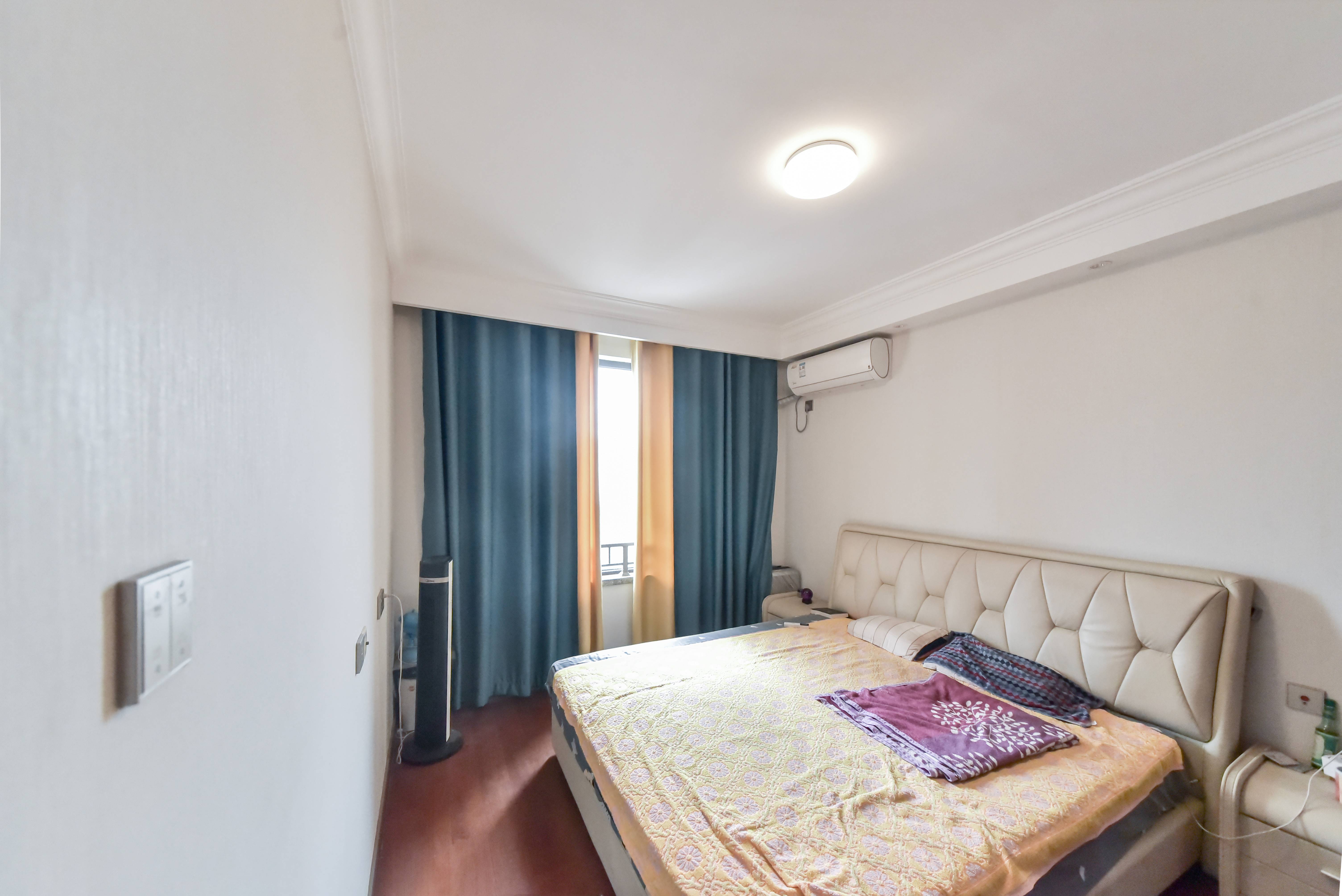 旭辉银盛泰金域蓝山