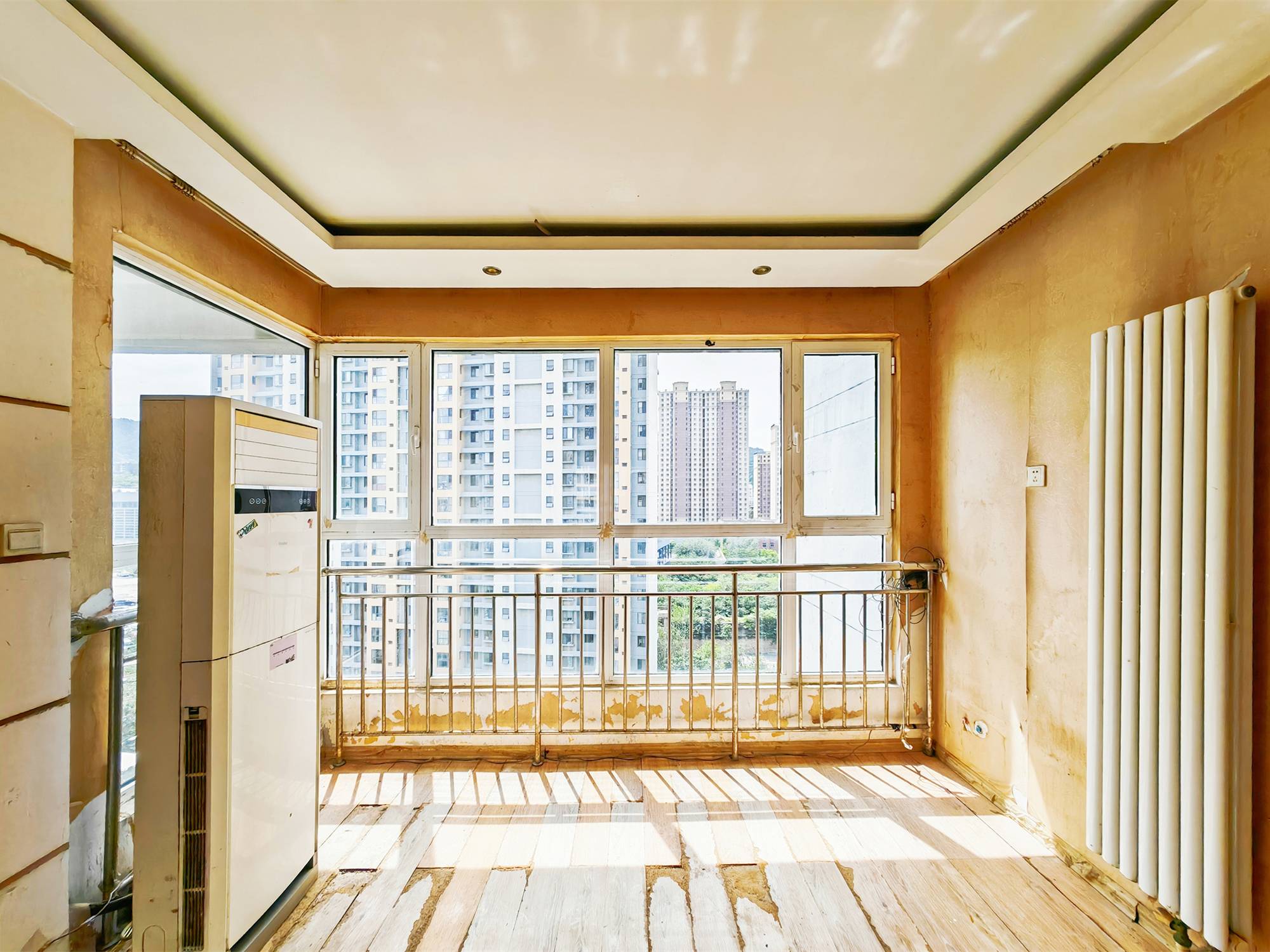 鲁能领秀城UP区(十四区)