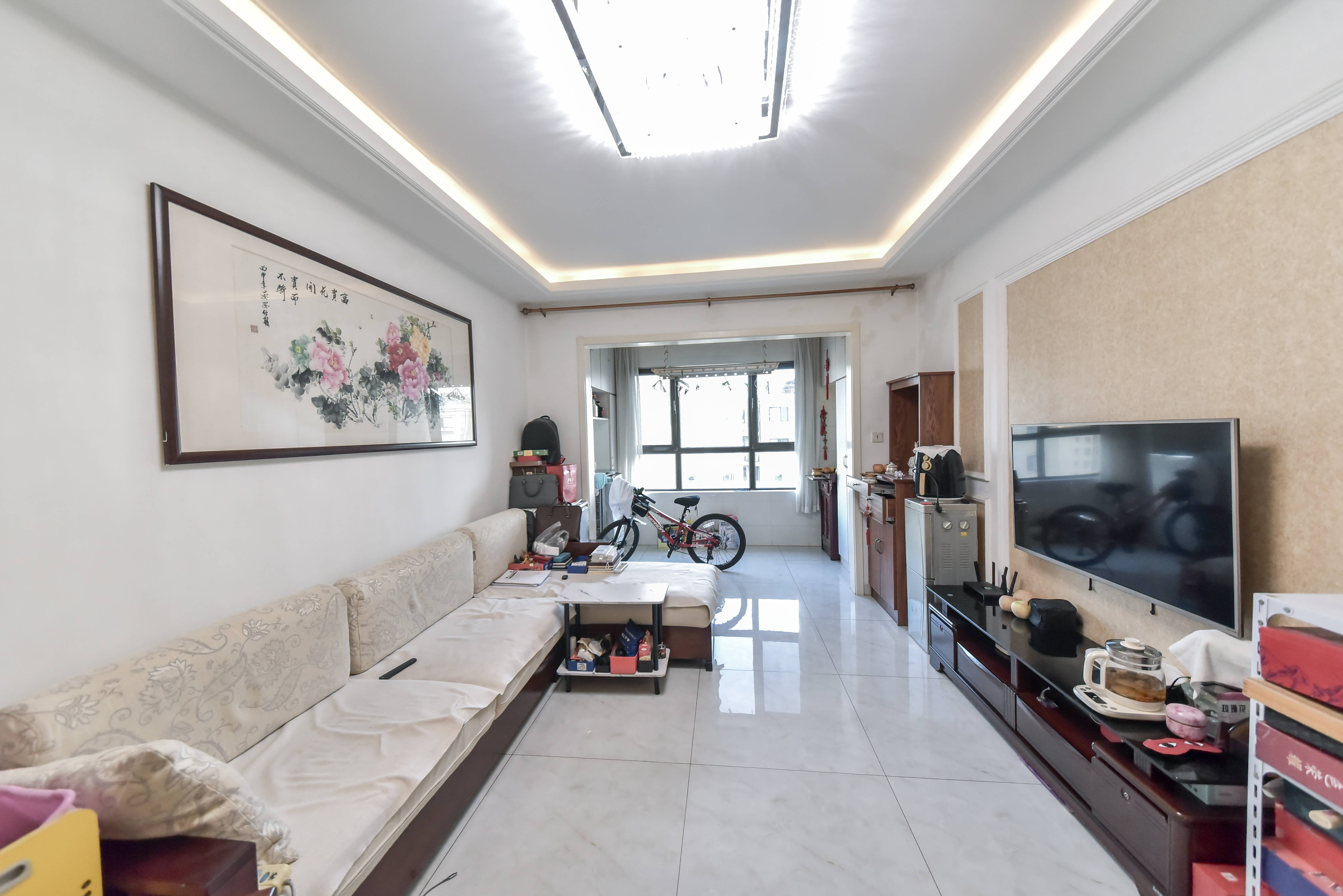  银丰唐郡荷花园 南