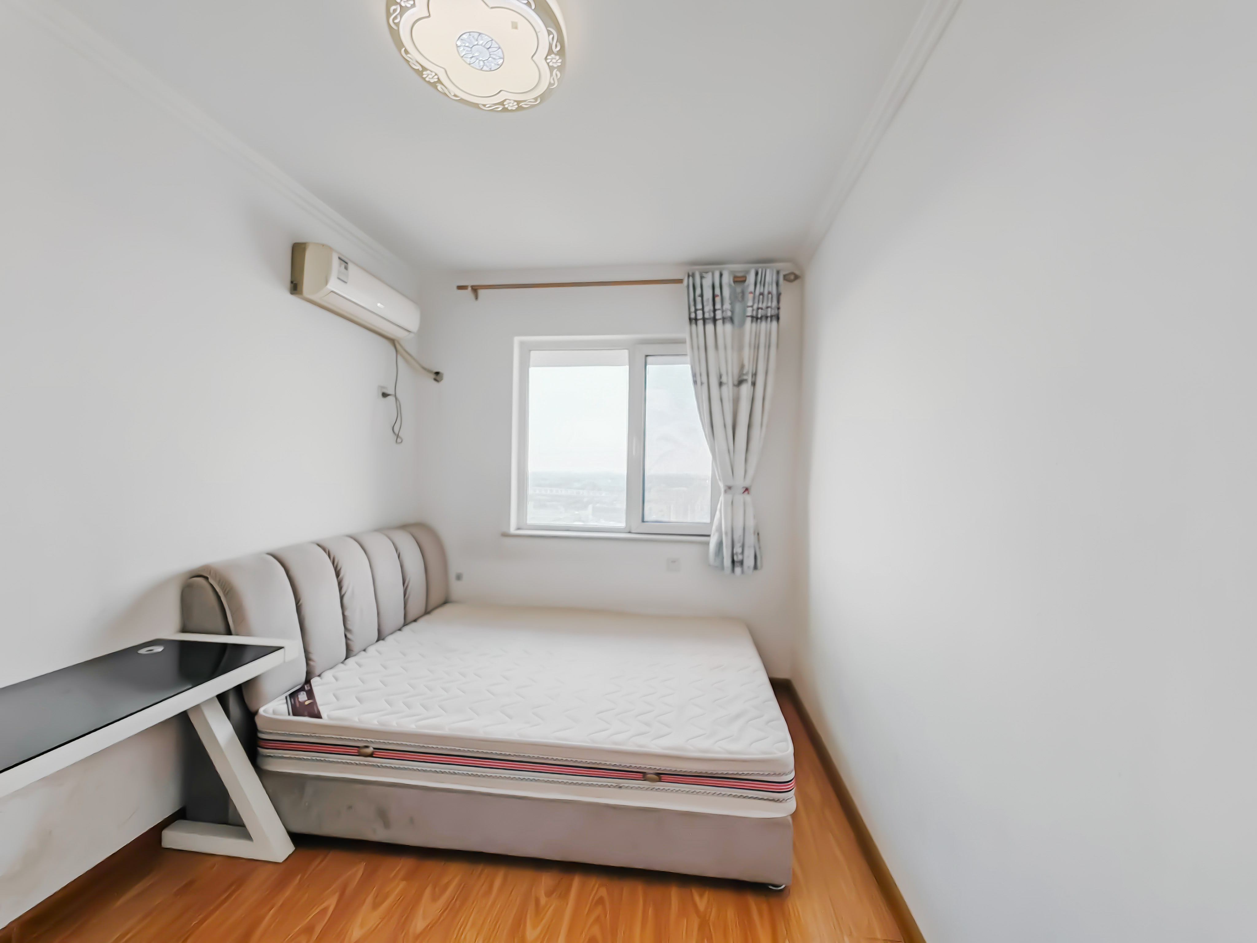 天鸿万象新天哈佛郡