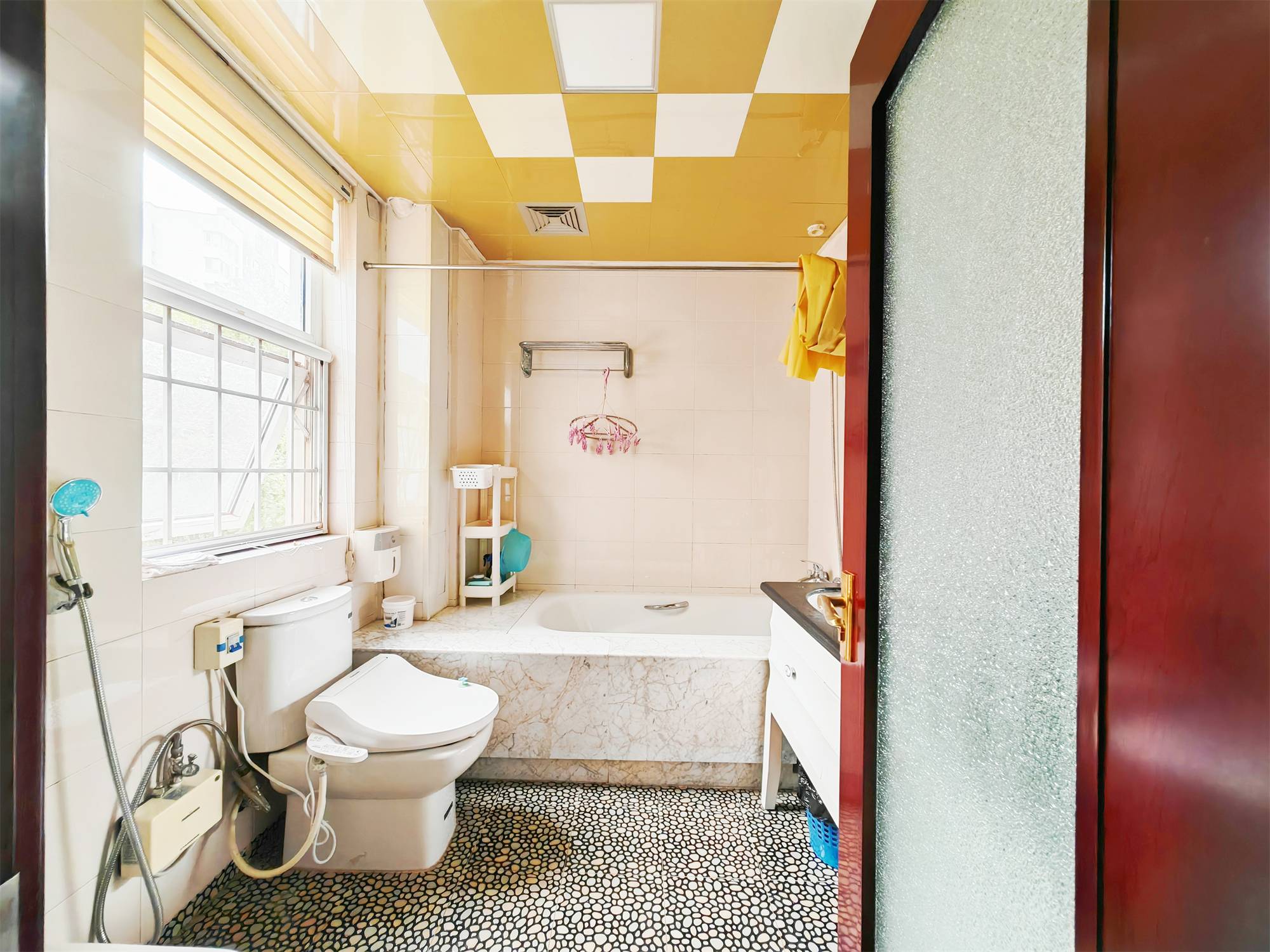 鲁能领秀城B区（十一区）