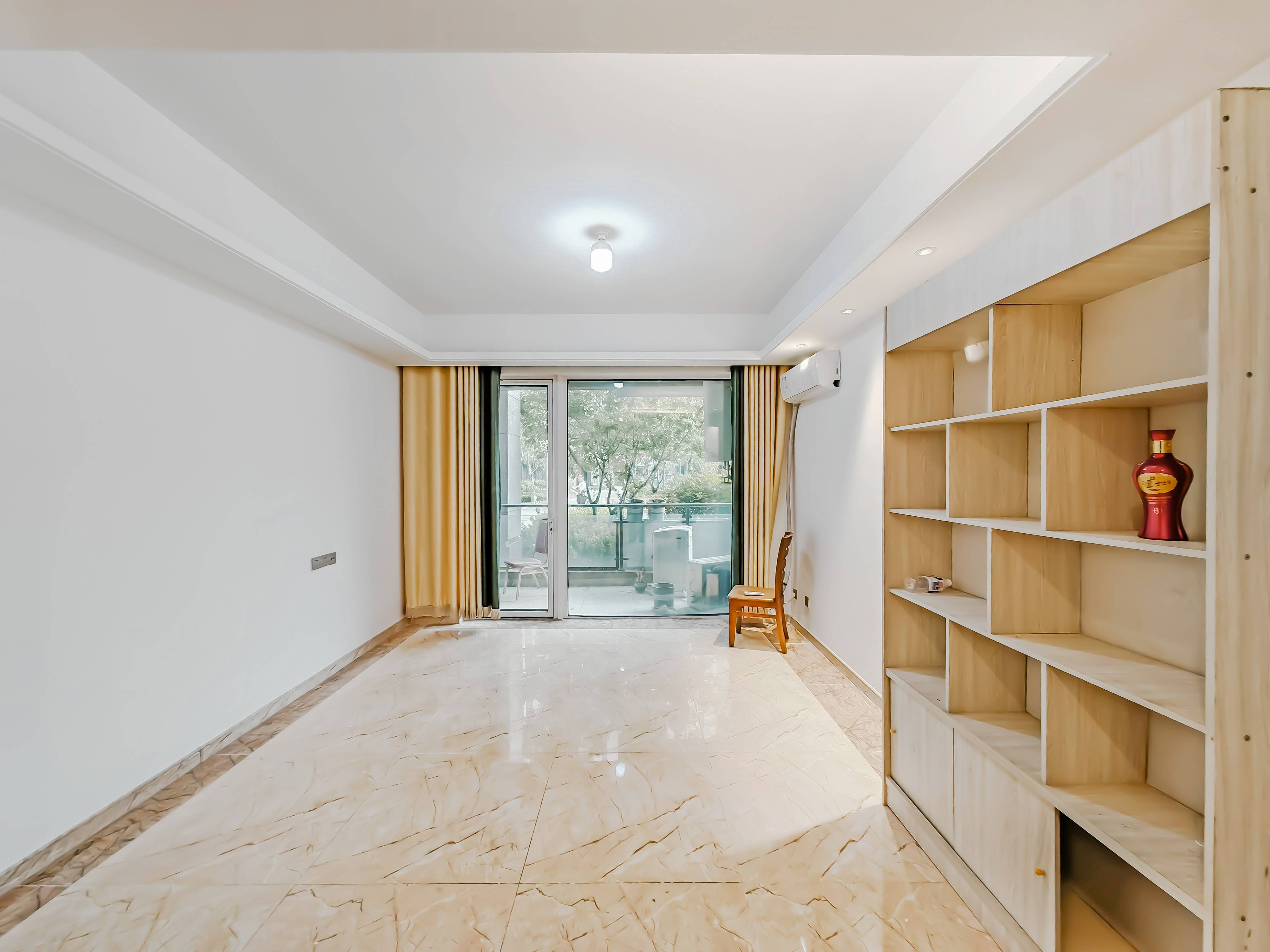  碧桂园凤凰首府 南北