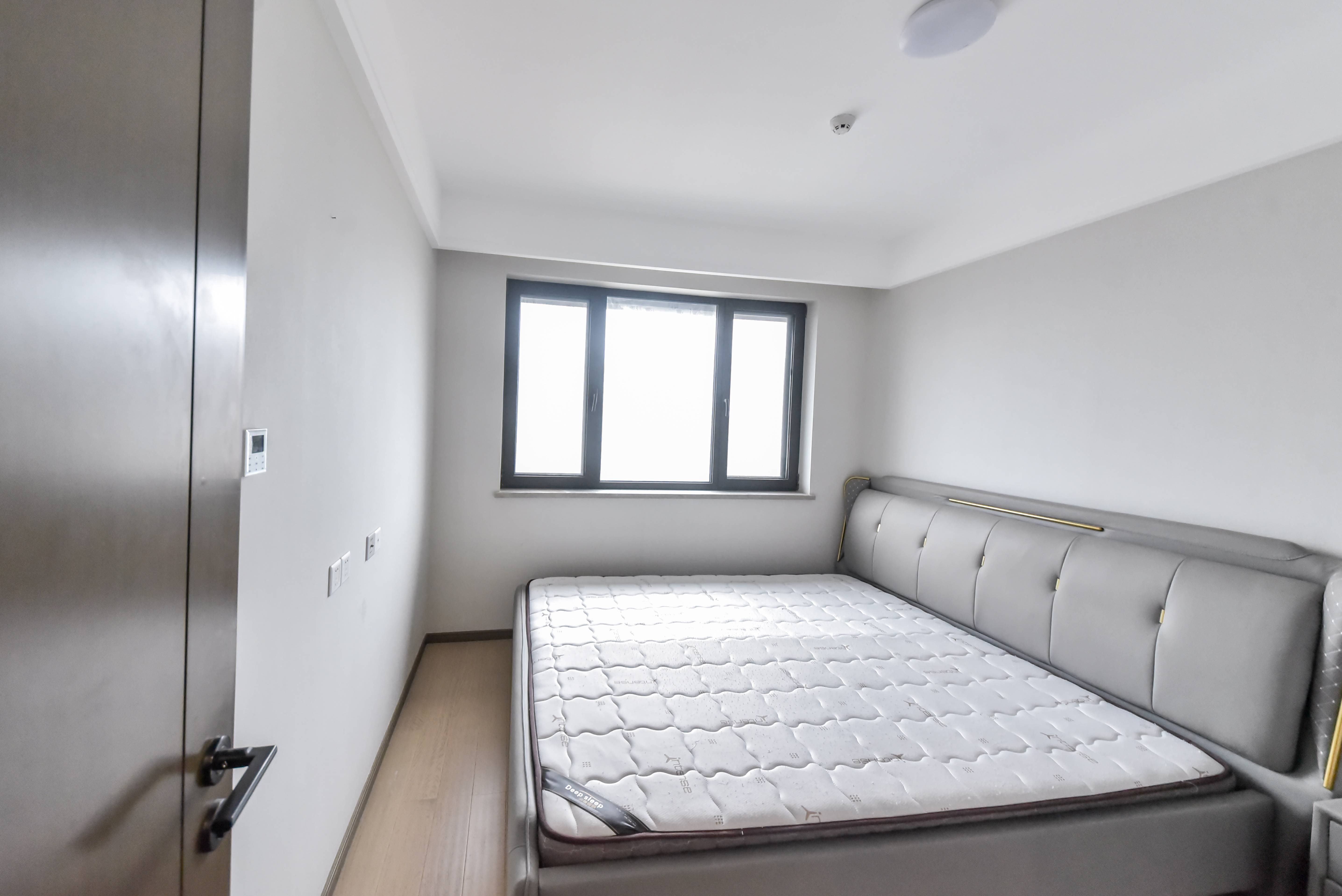 融创文旅城鹊华居