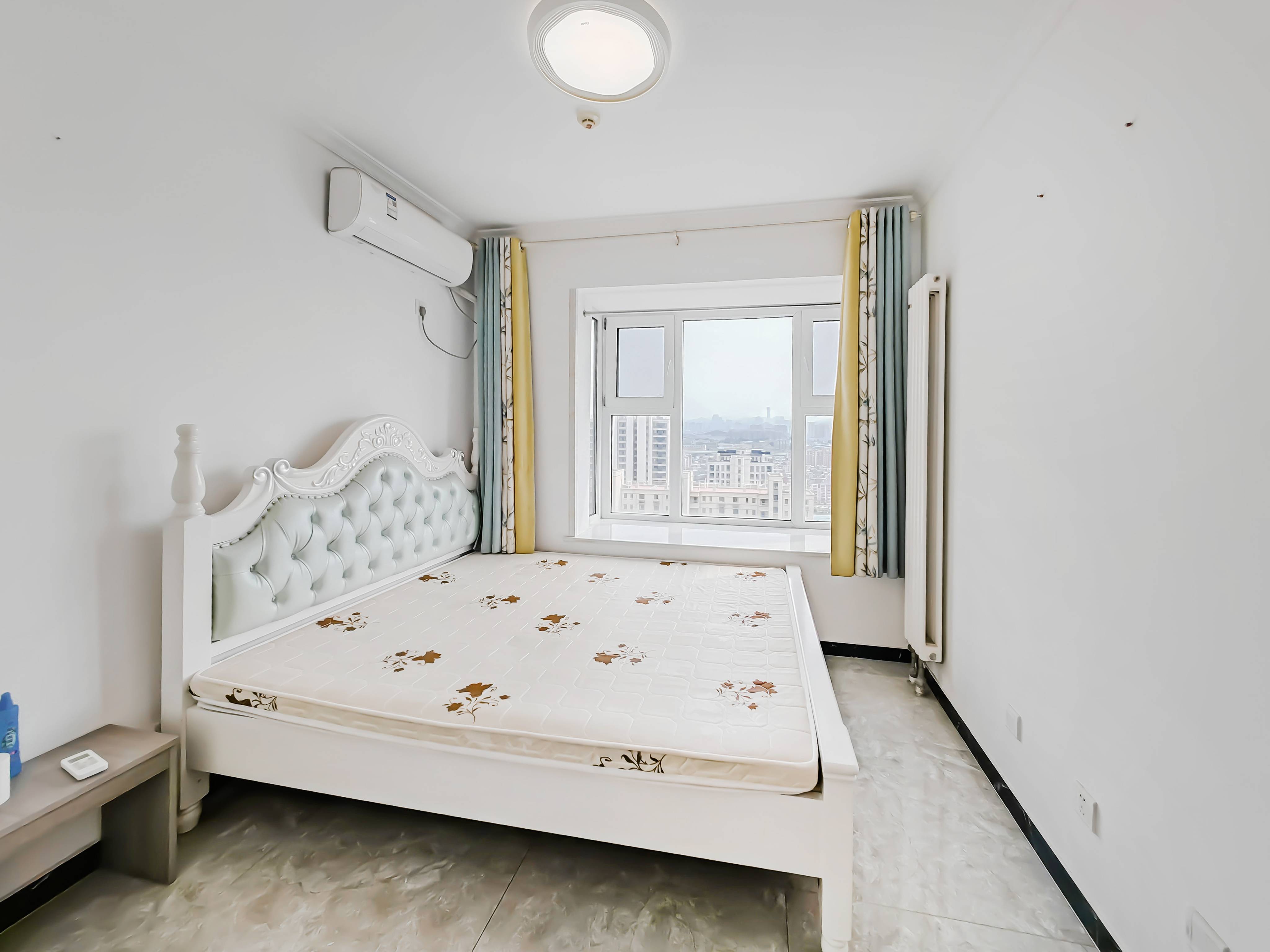 天鸿万象新天万卷府