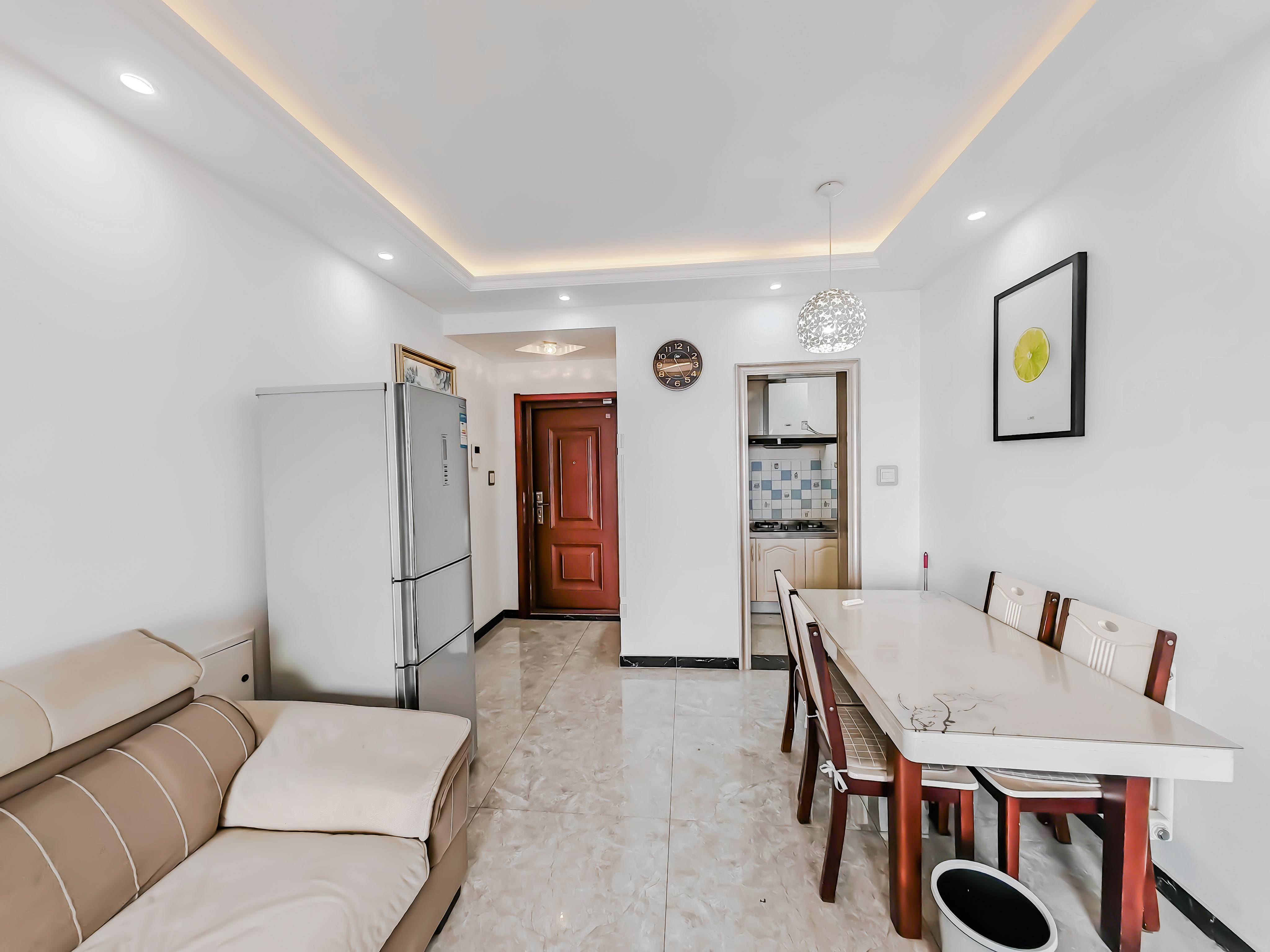 天鸿万象新天万卷府