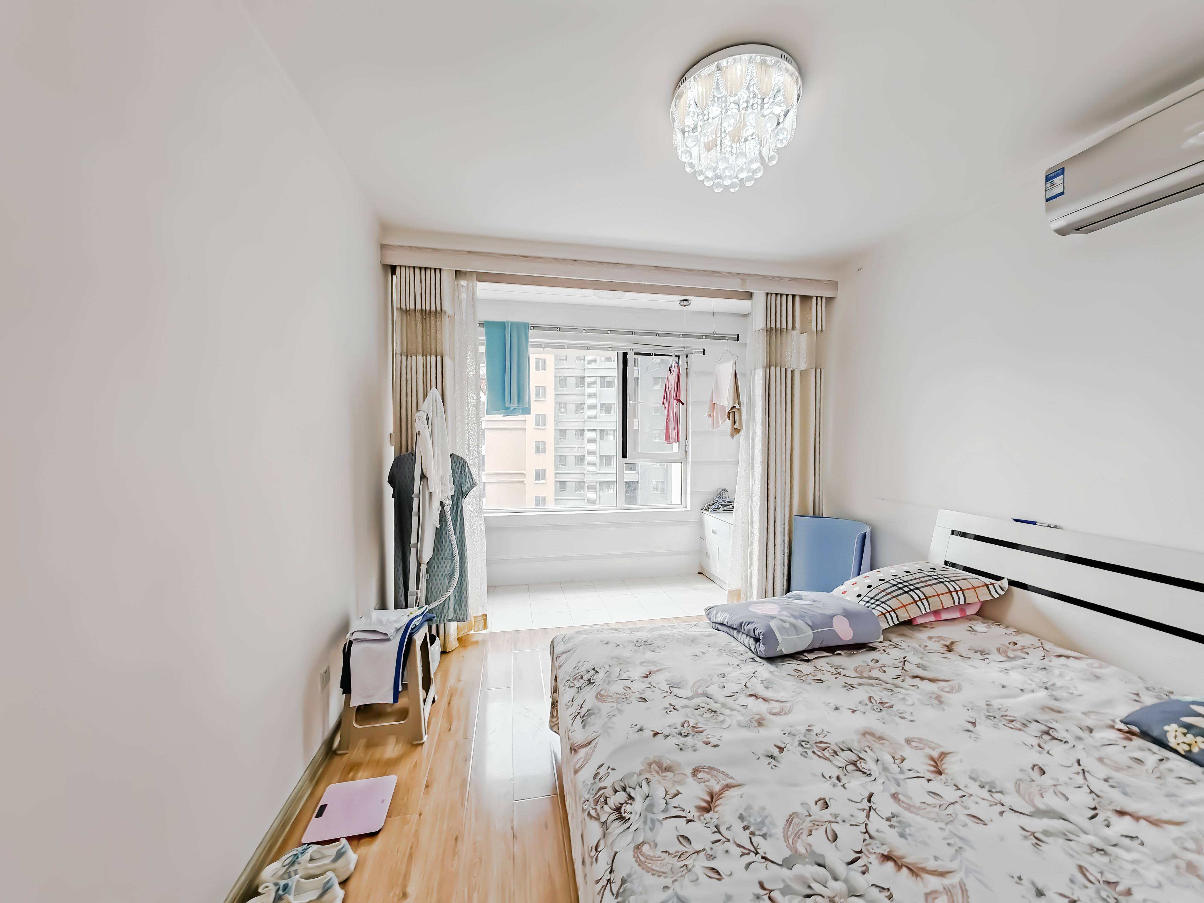 天鸿万象新天理想郡