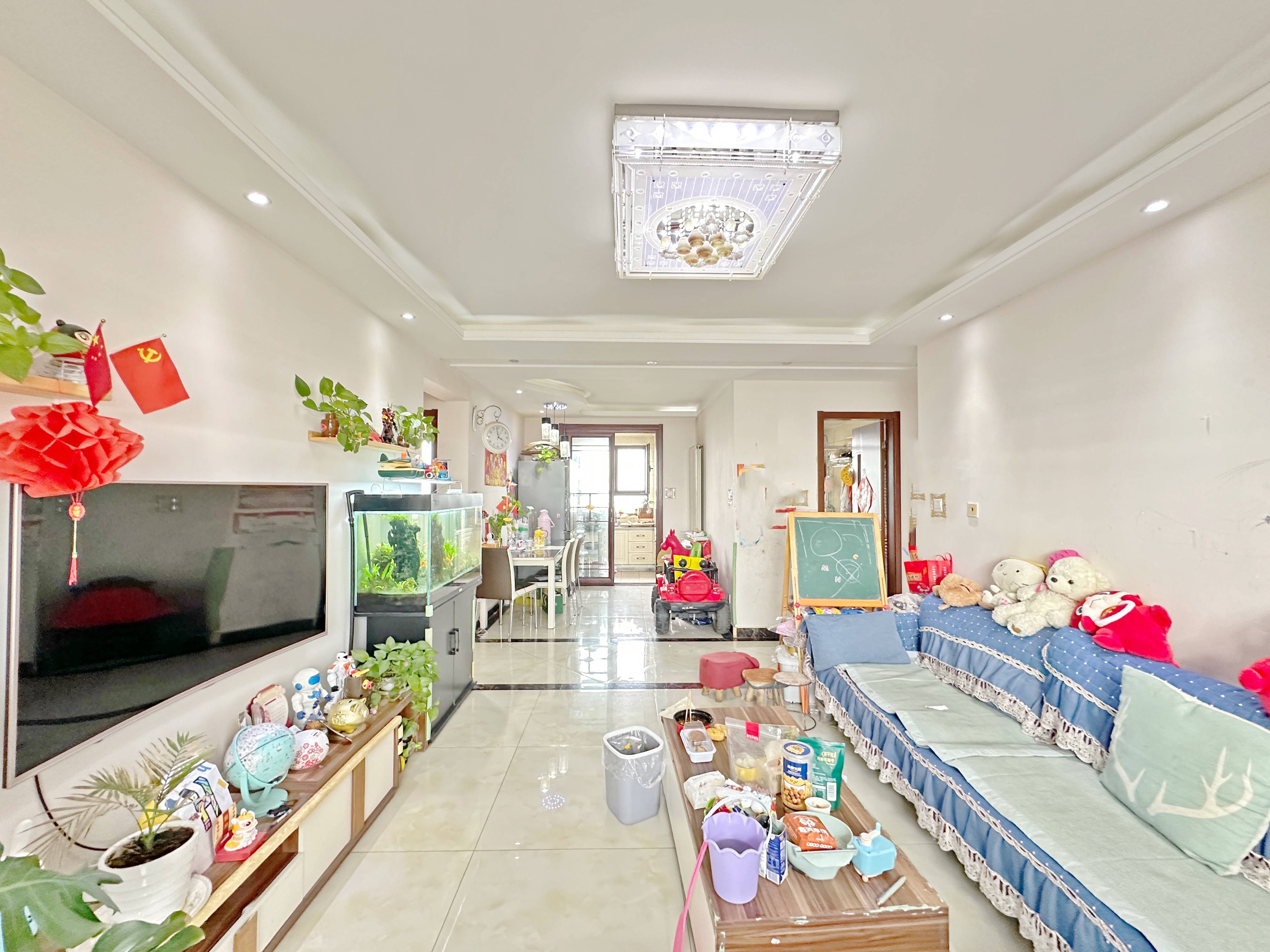  中海国际社区御山华府东区(A5地块） 南北