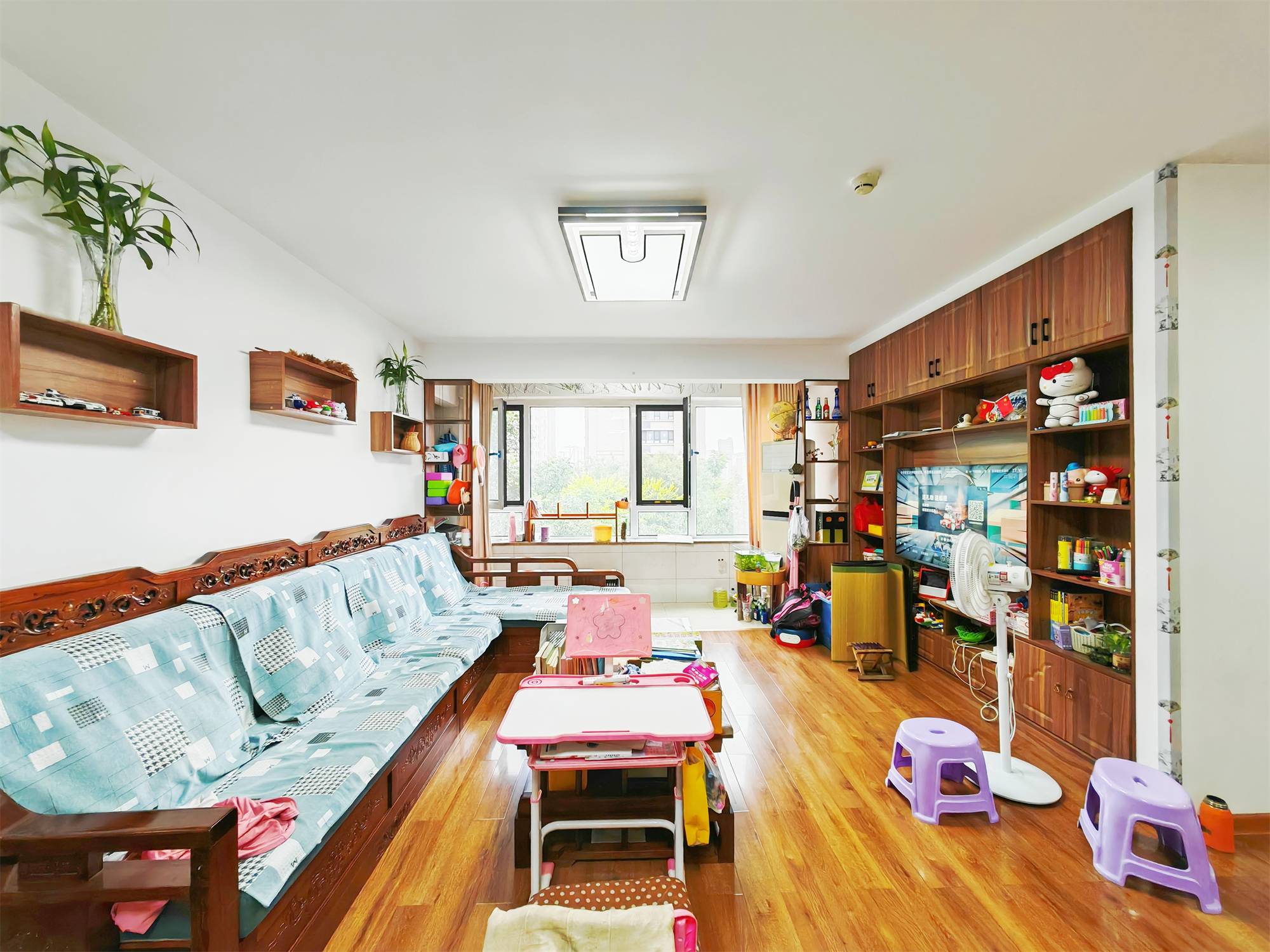  百步亭中国MALL 南北