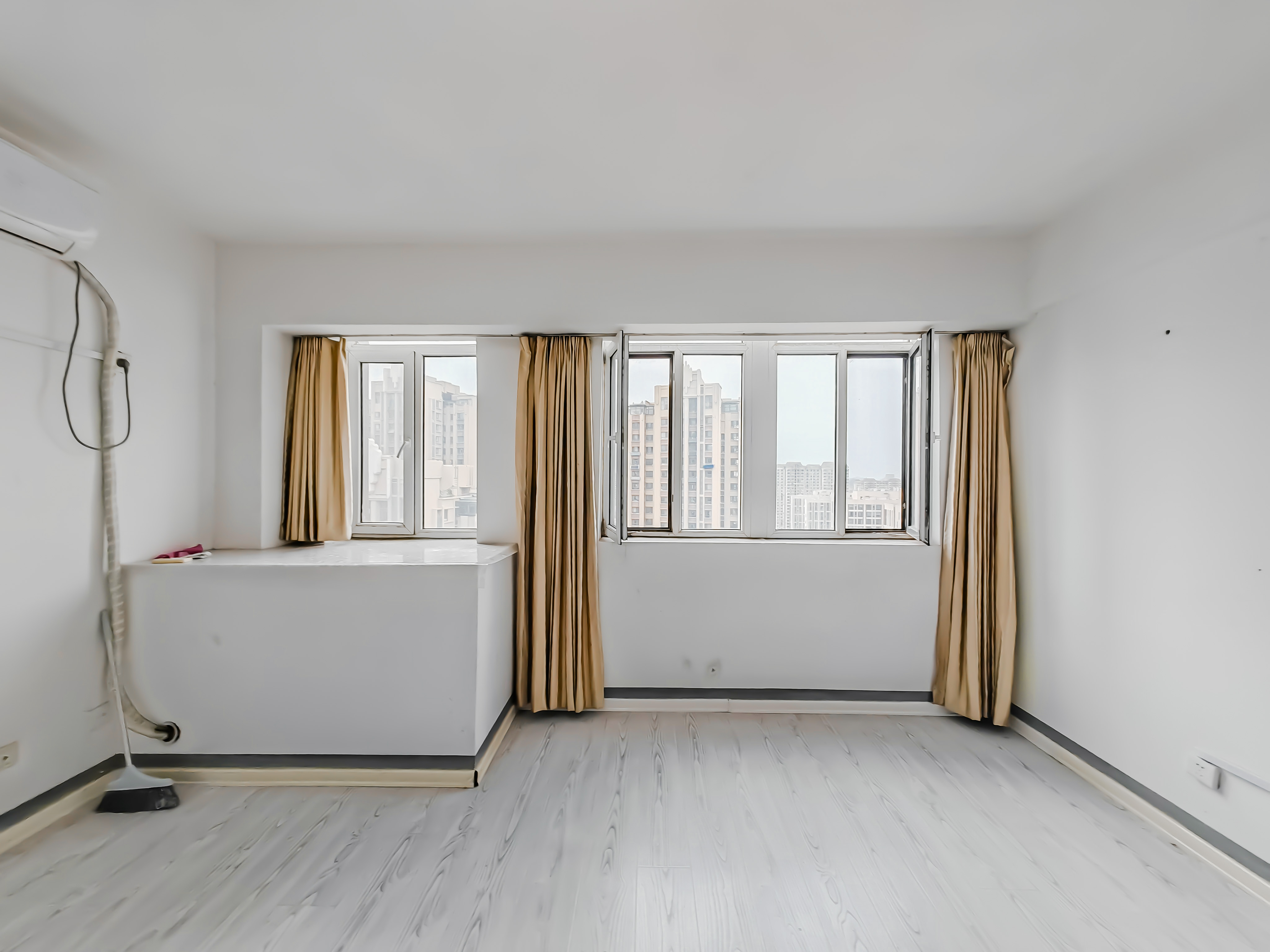 力高国际（商住楼）