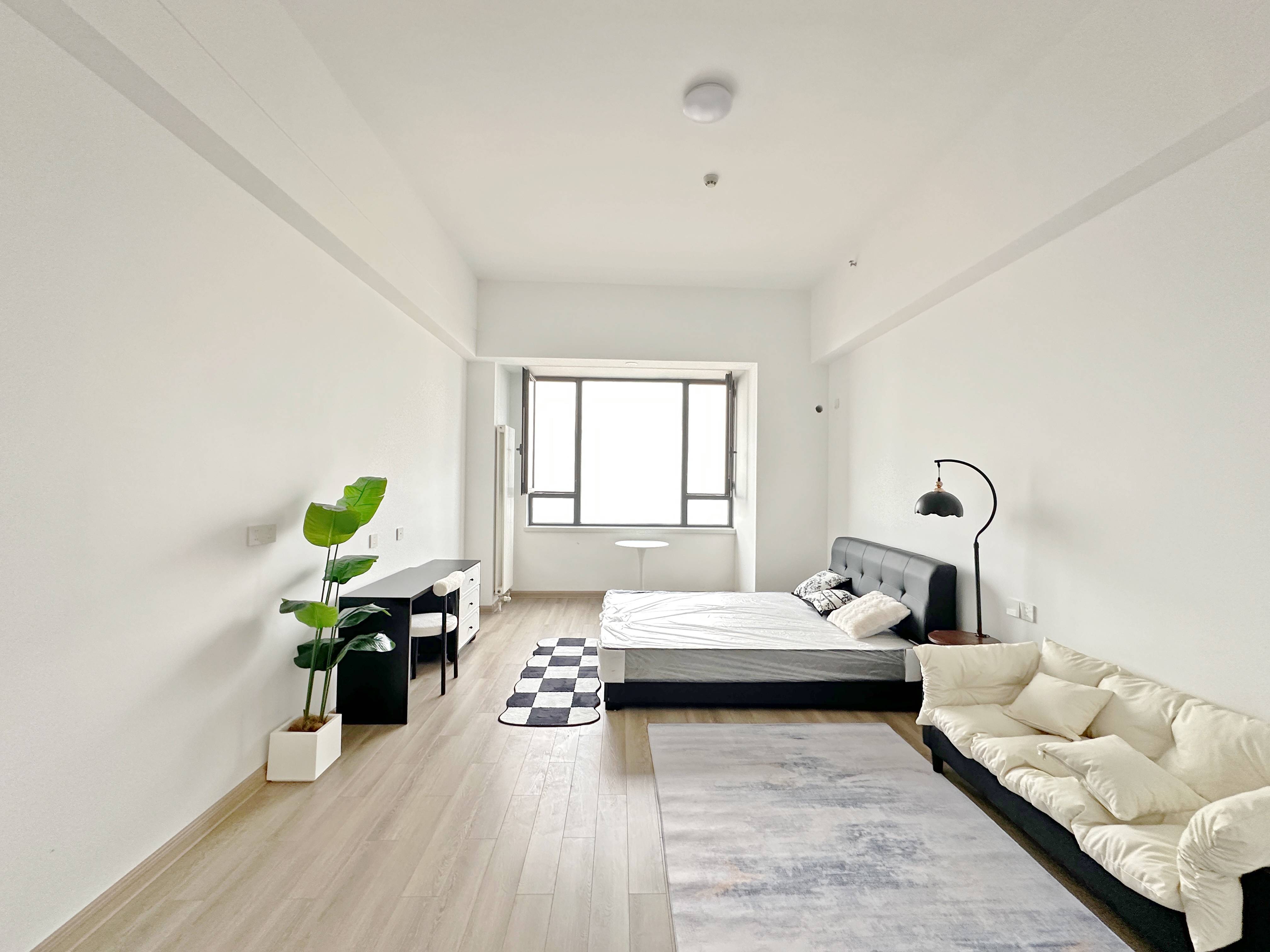  绿地卢浮云公馆 北