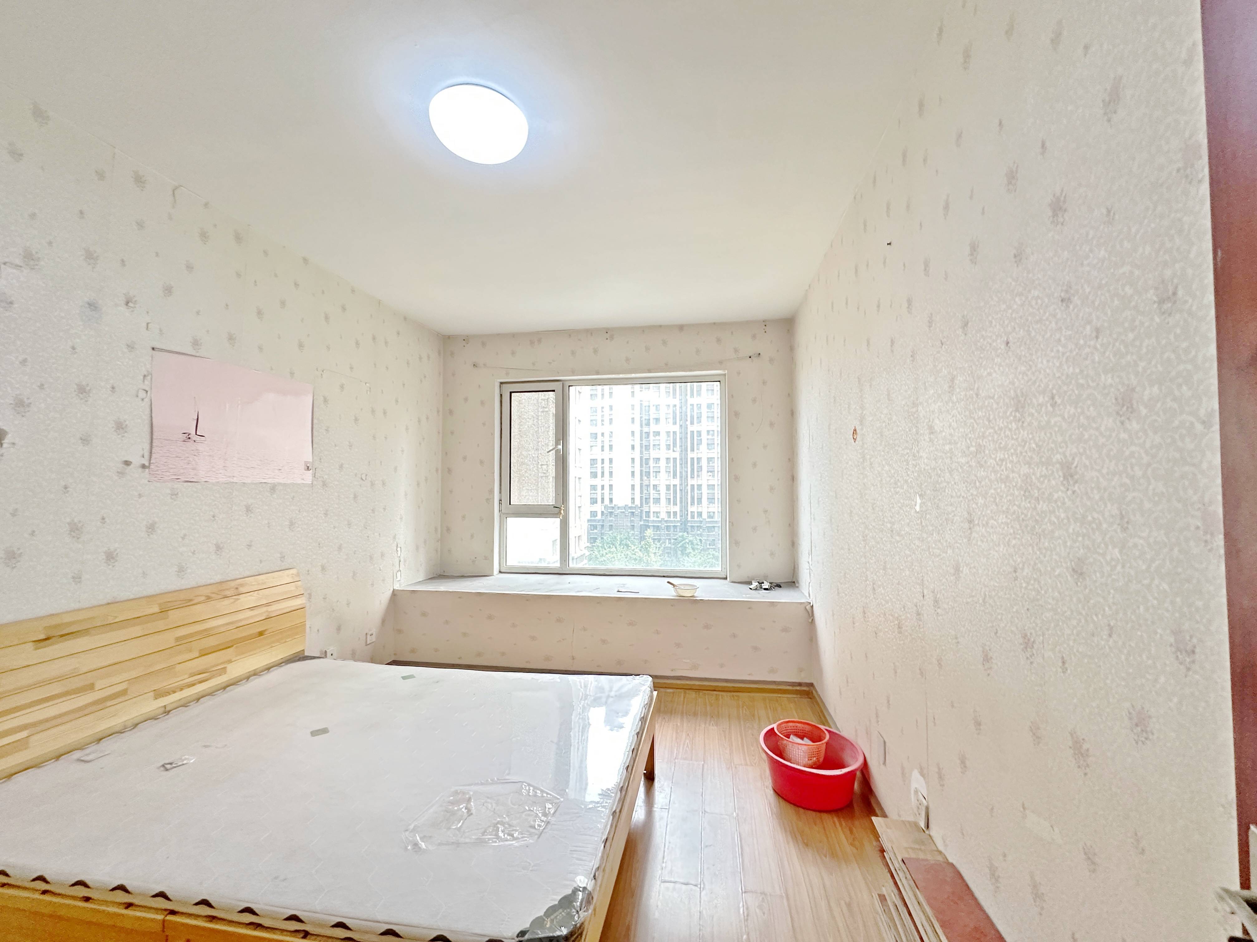 绿地新里卢浮公馆