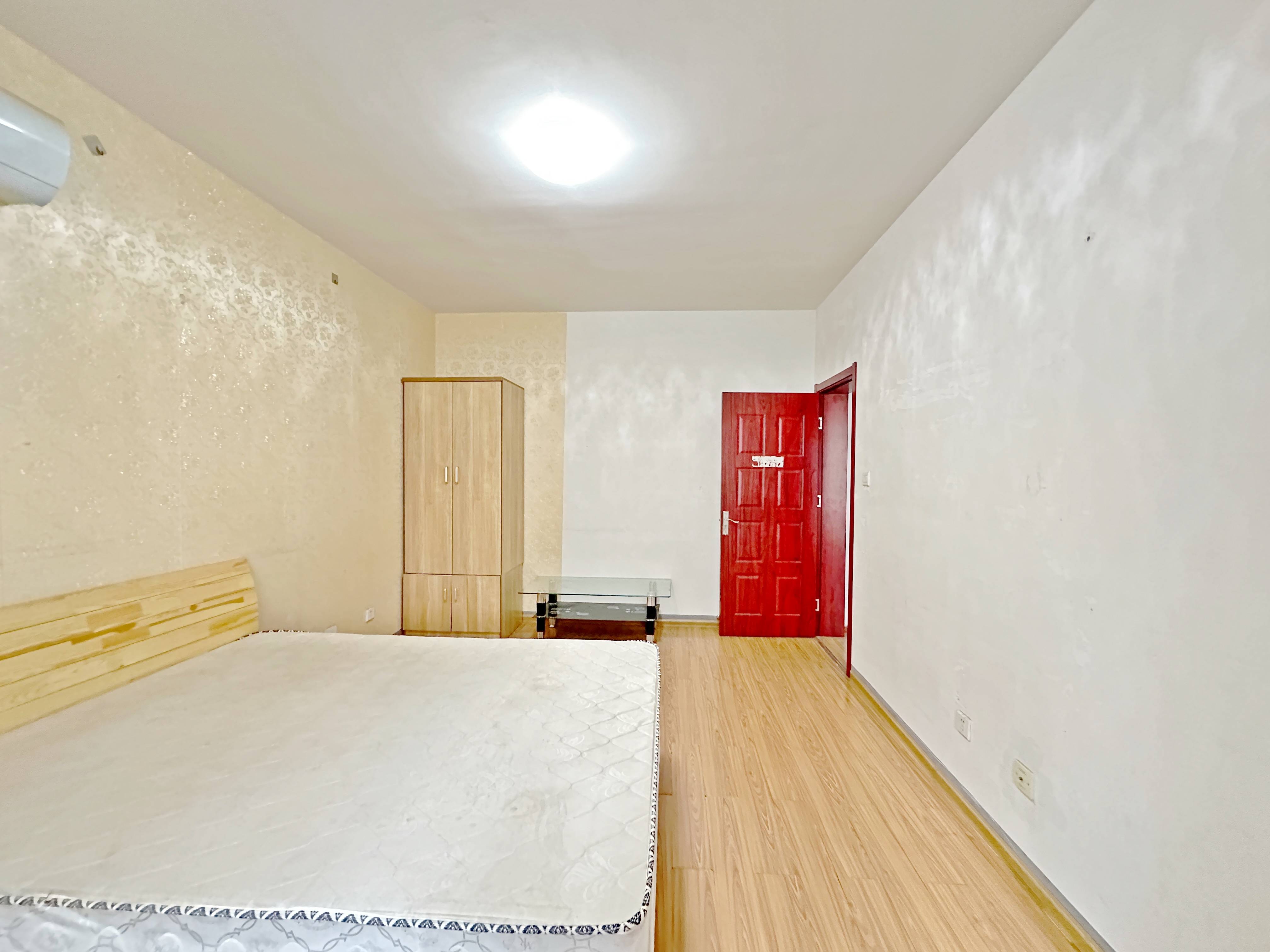 绿地新里卢浮公馆