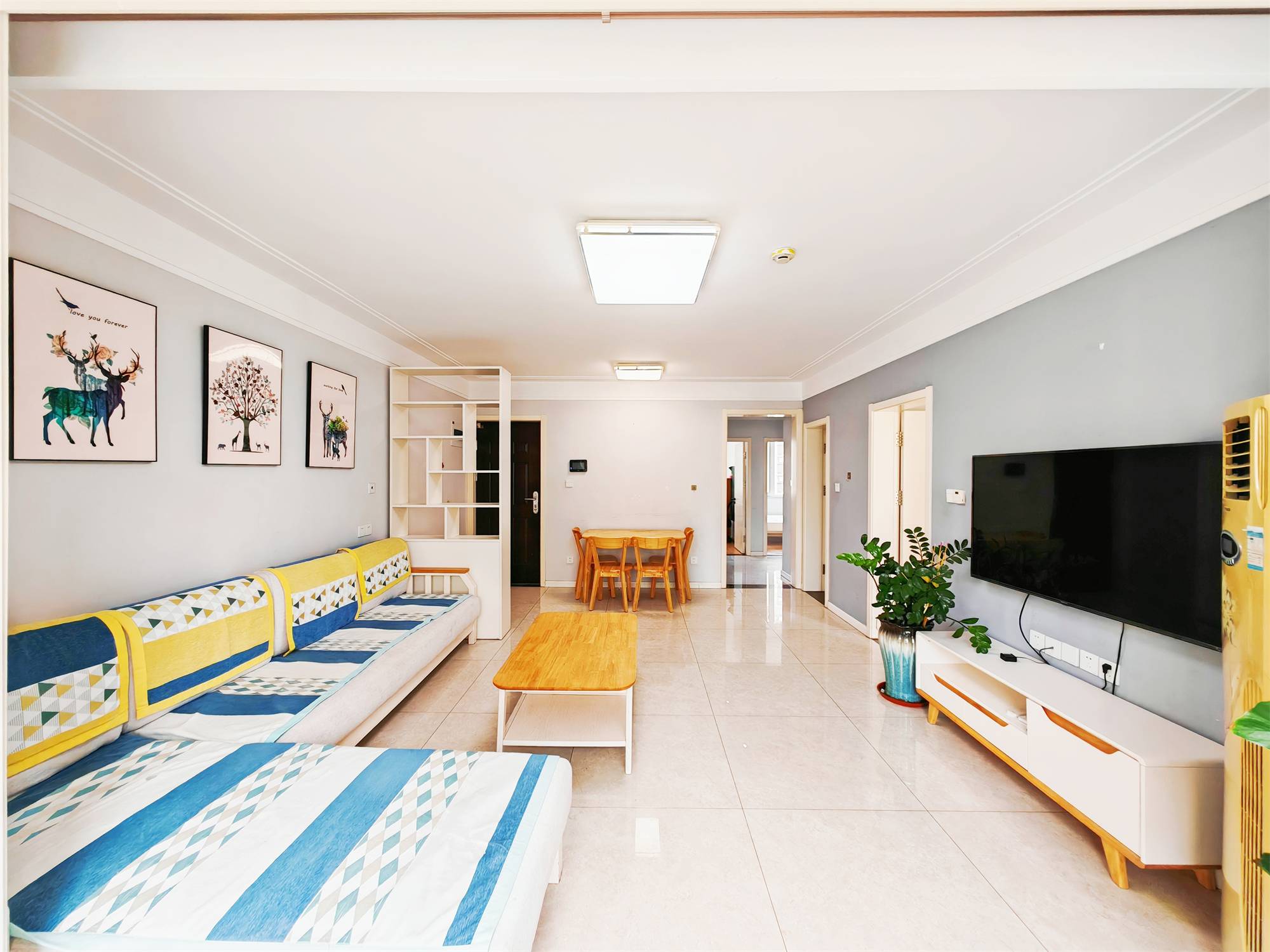  华润紫云府 精装小三室 中间楼层 满五 随时看房