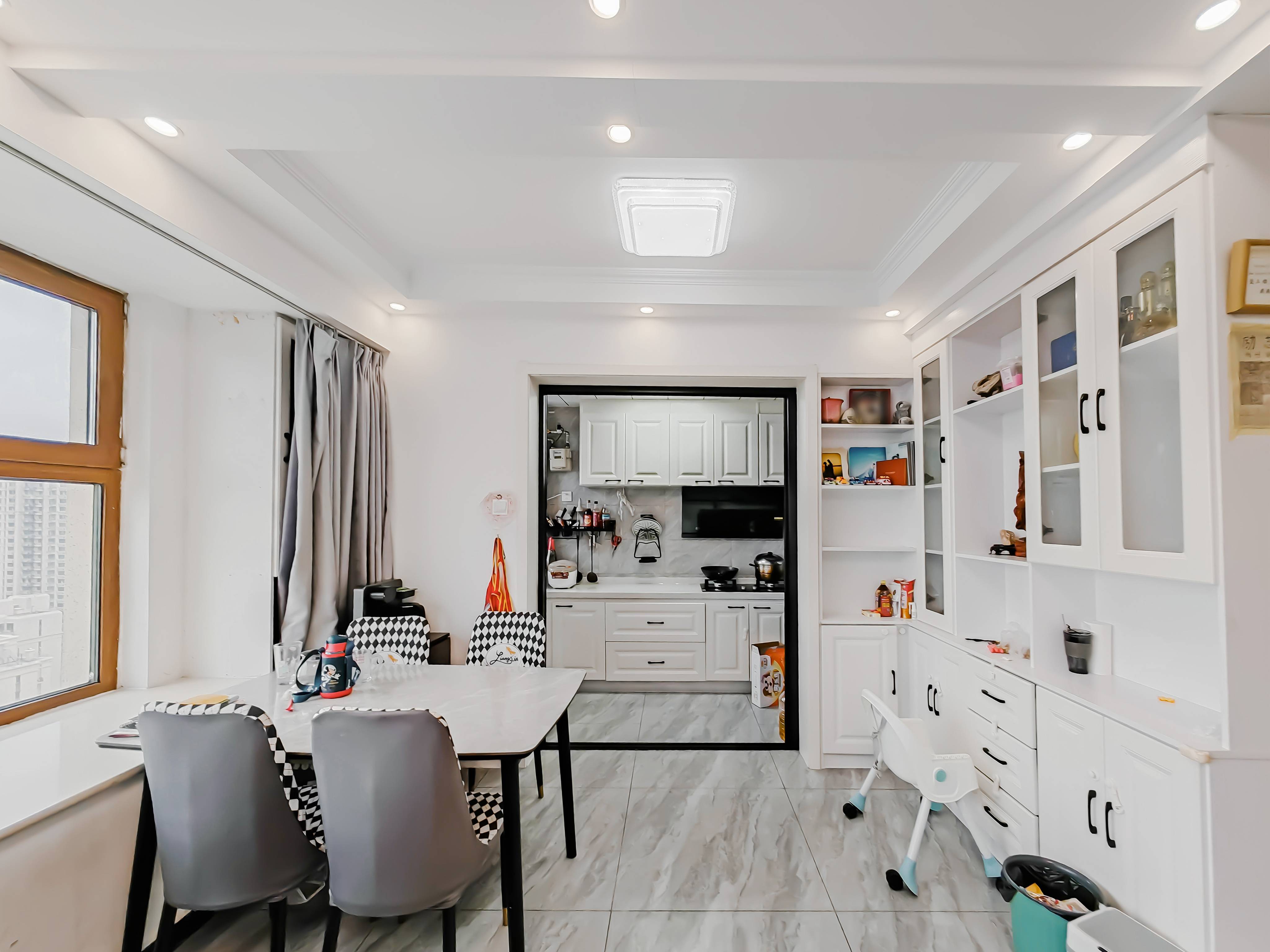 天鸿万象新天公园大道