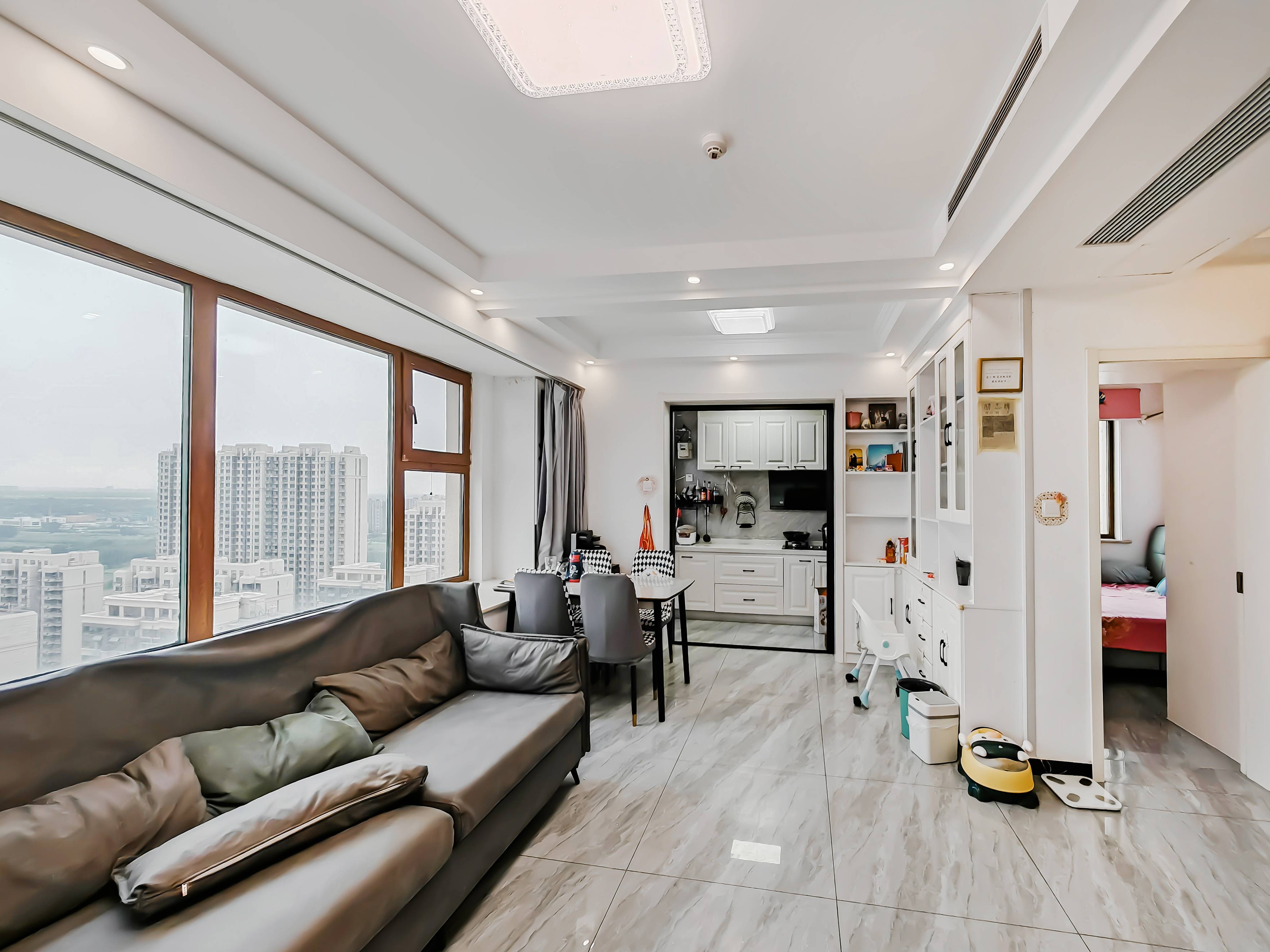 天鸿万象新天公园大道