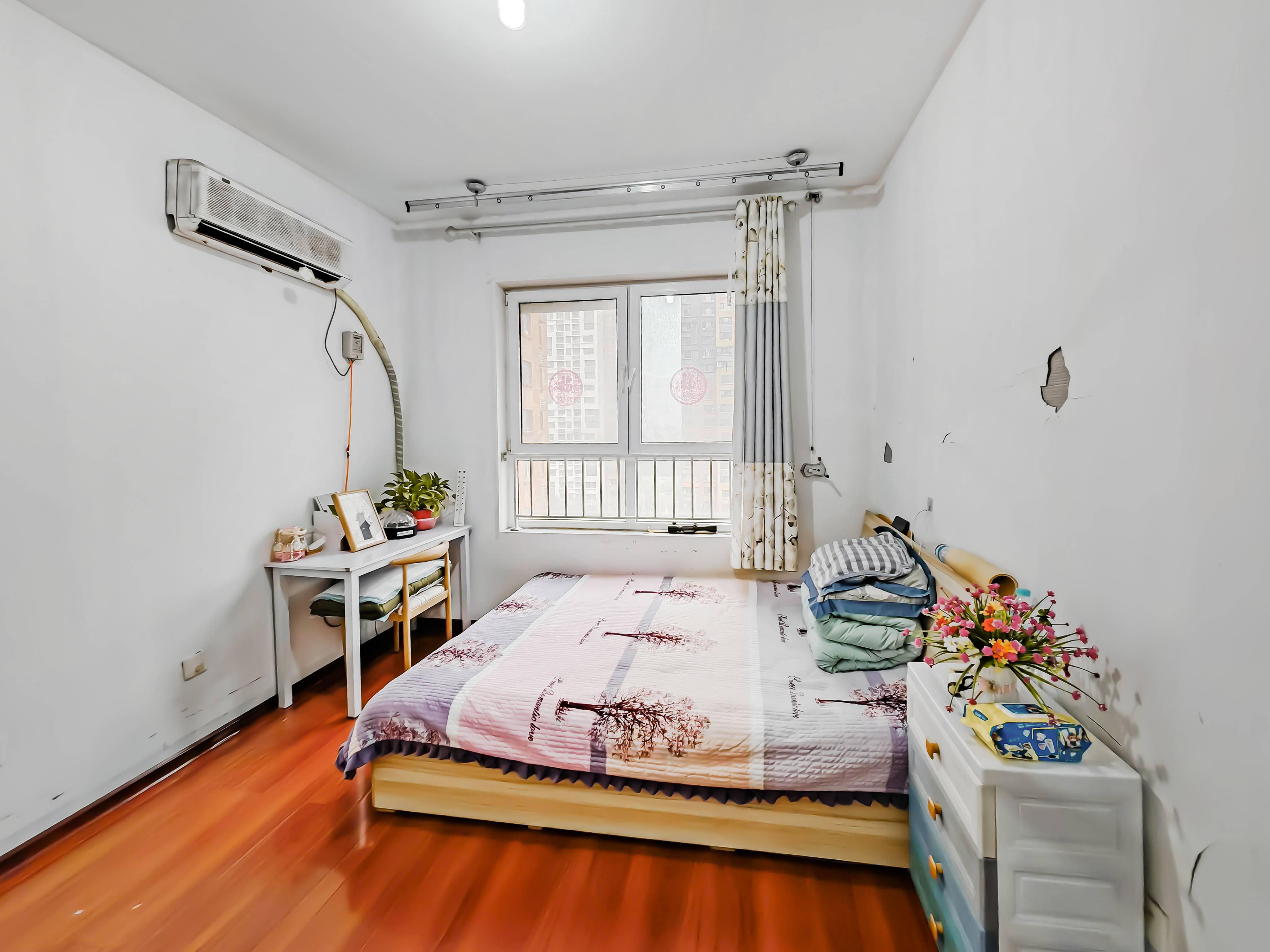 天鸿万象新天哈佛郡