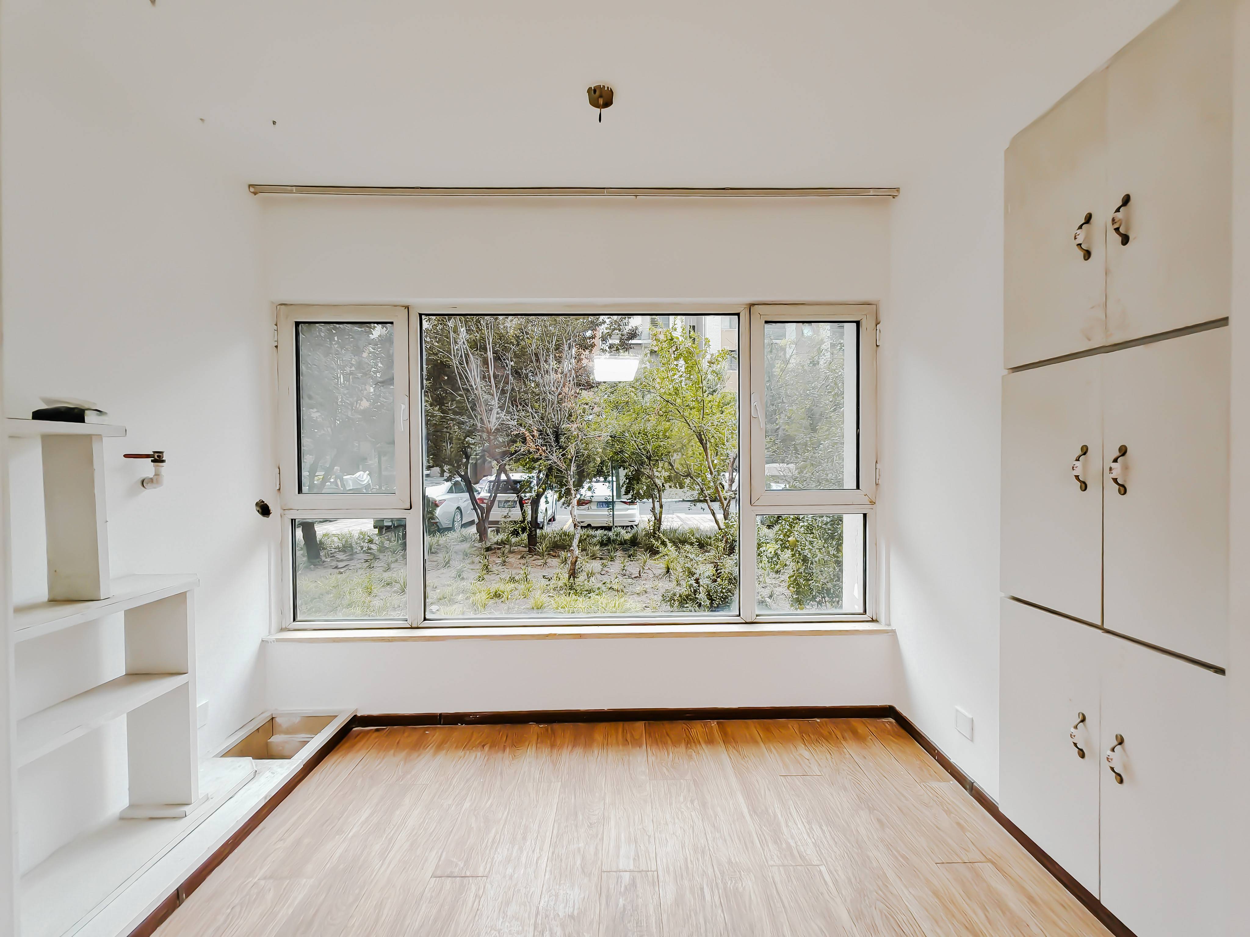 天鸿万象新天四区