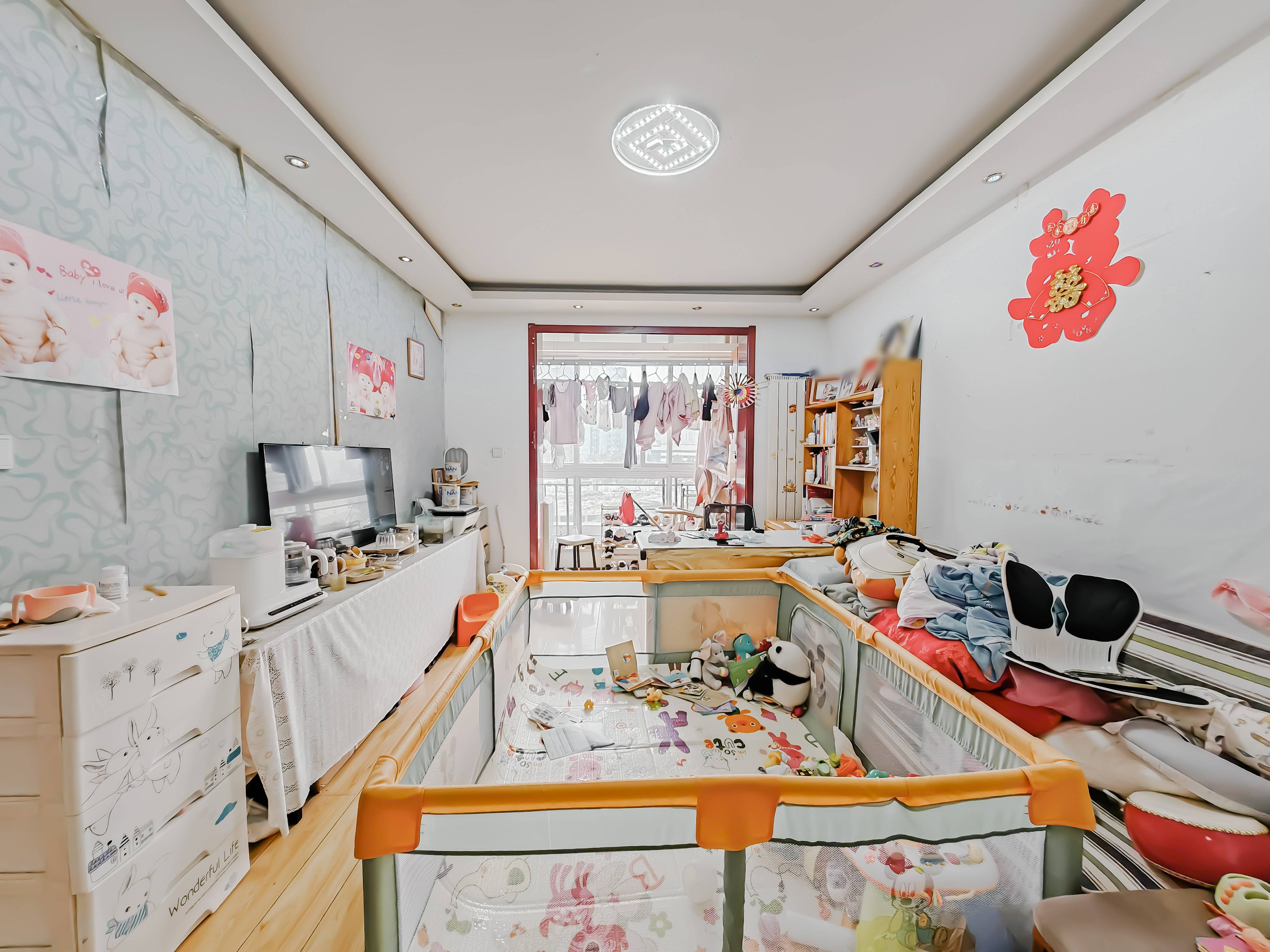  假日丽景花园 南北