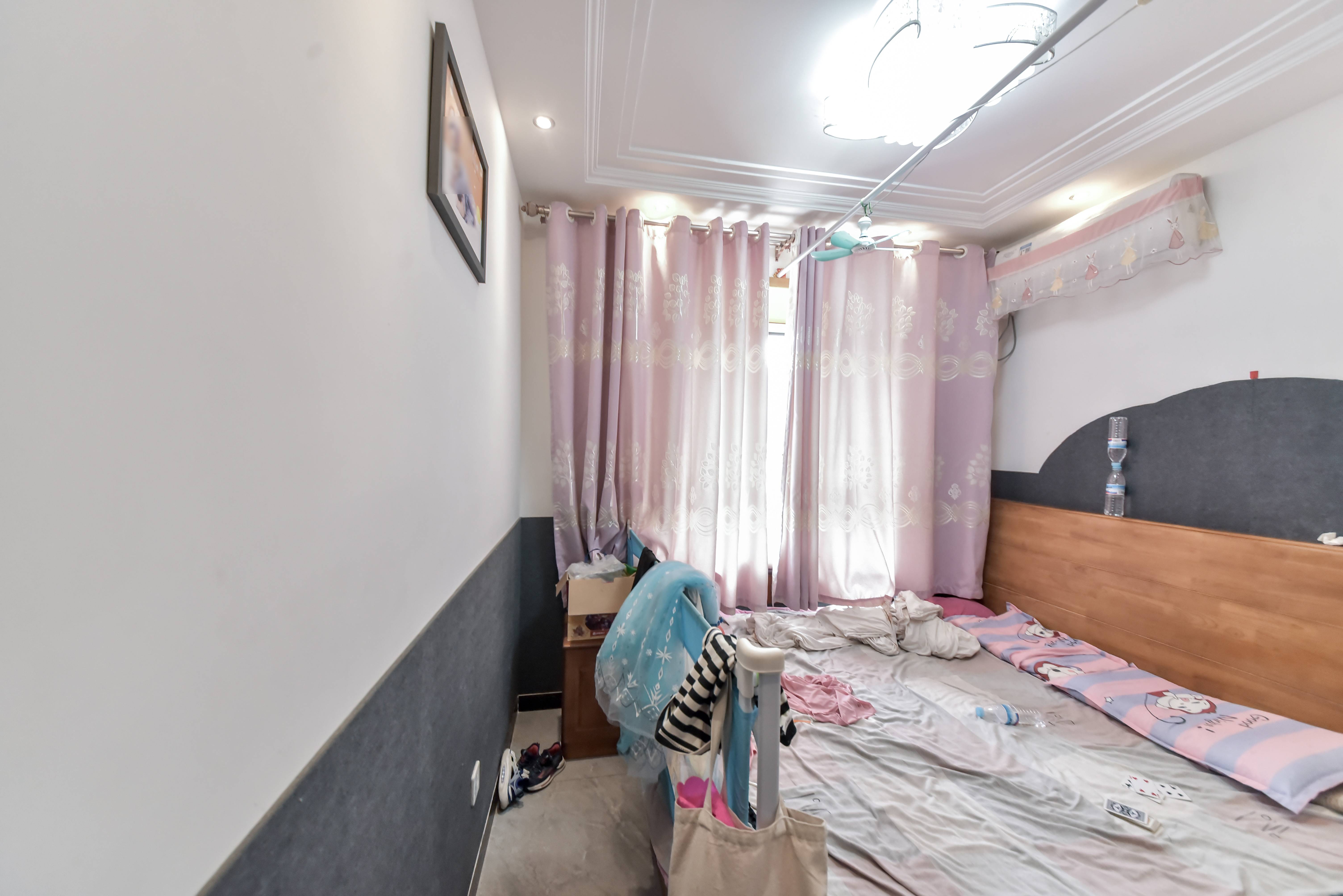 银丰唐郡玫瑰园