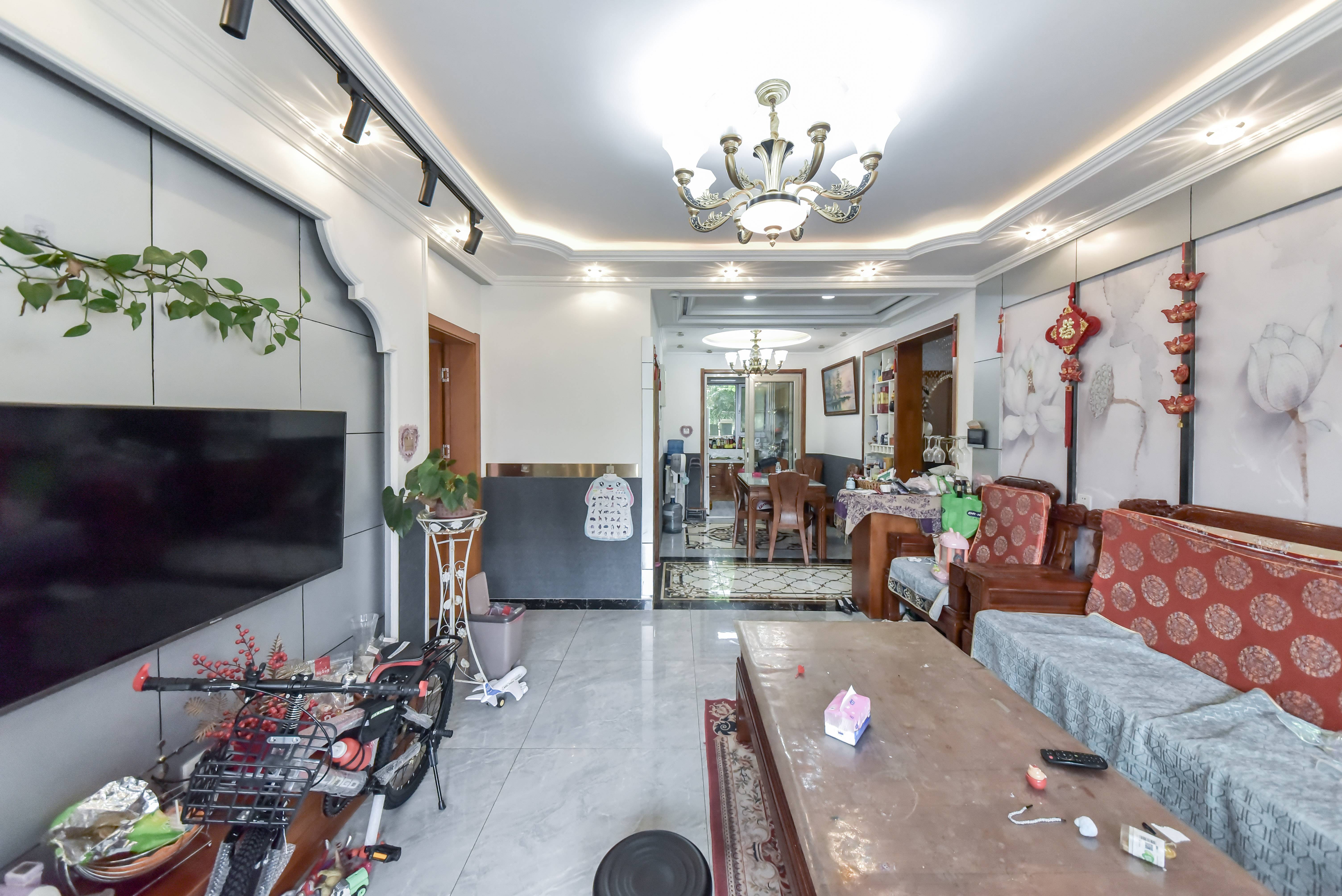 银丰唐郡玫瑰园