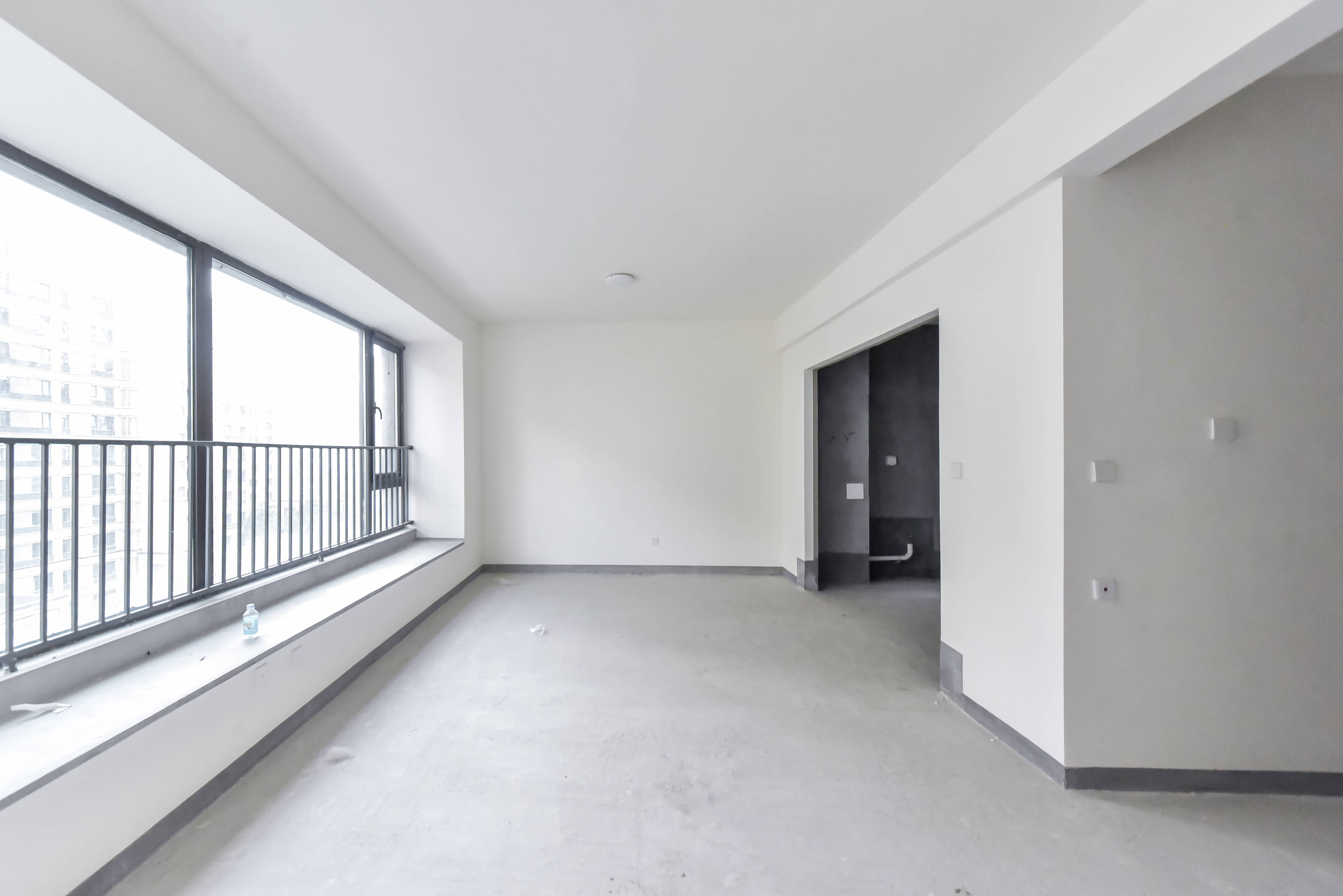  万科翡翠山语 南