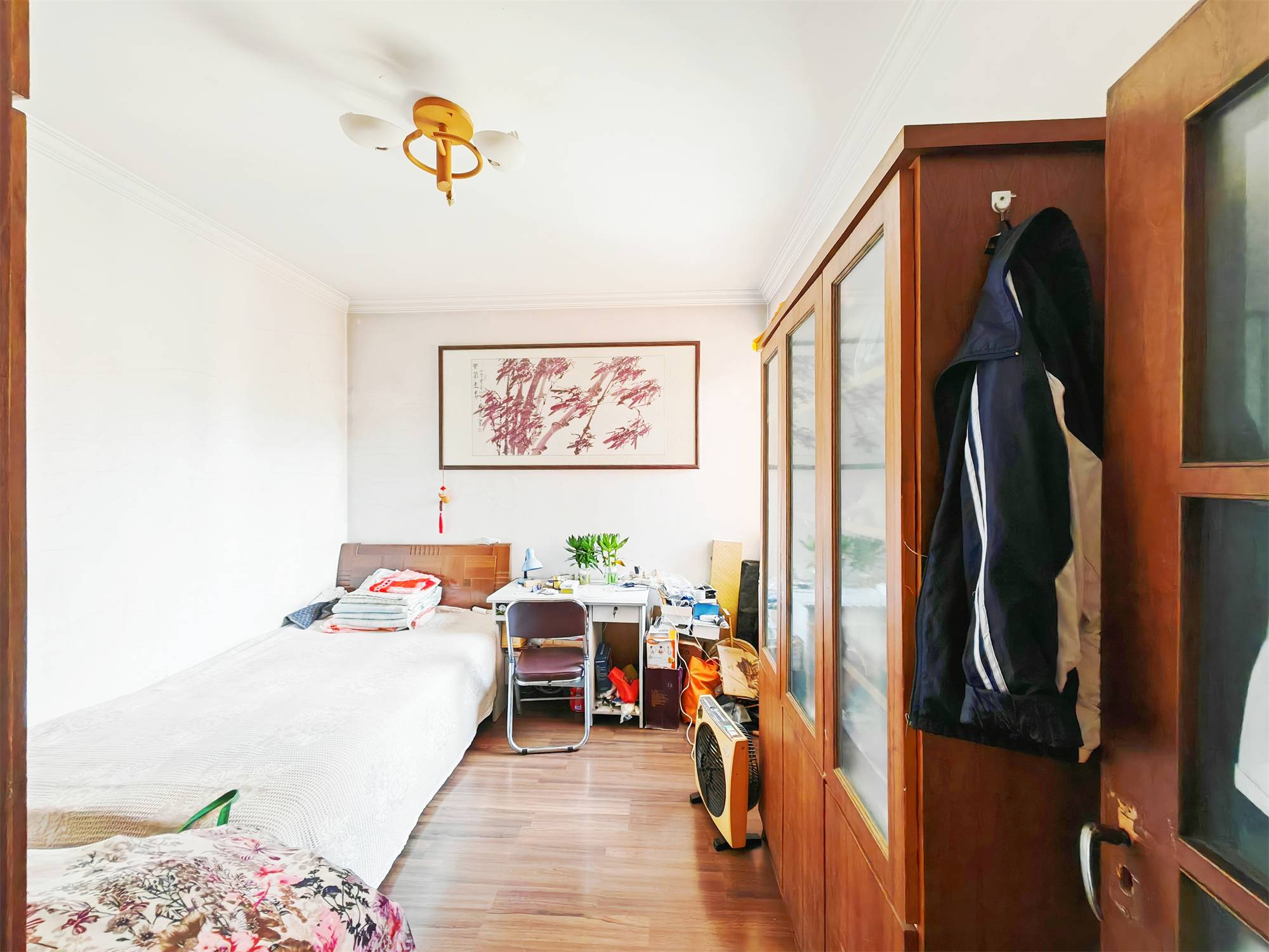 卧龙花园龙盛苑