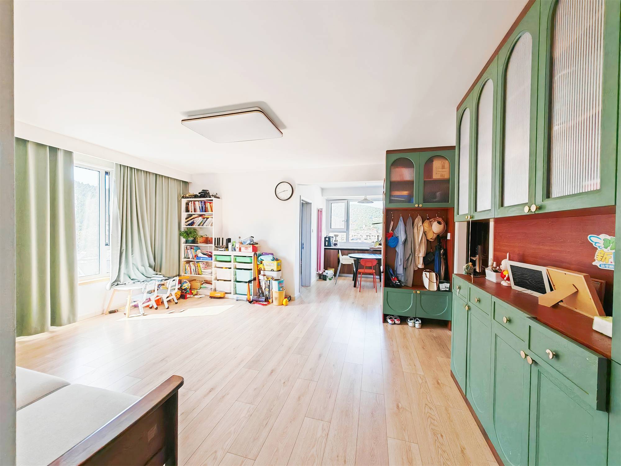  外海蝶泉山庄 南北